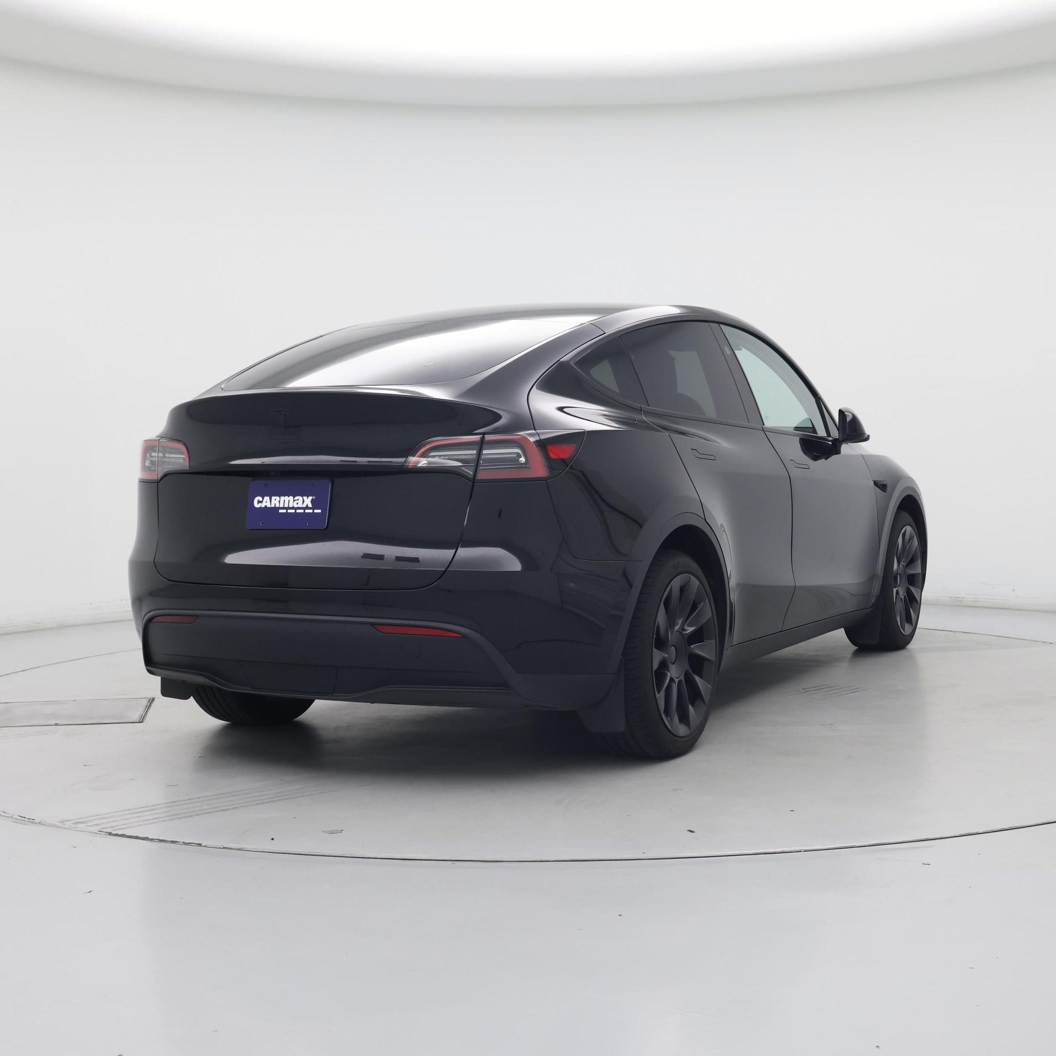 Thumbnail: 2023 Tesla Model Y - 8