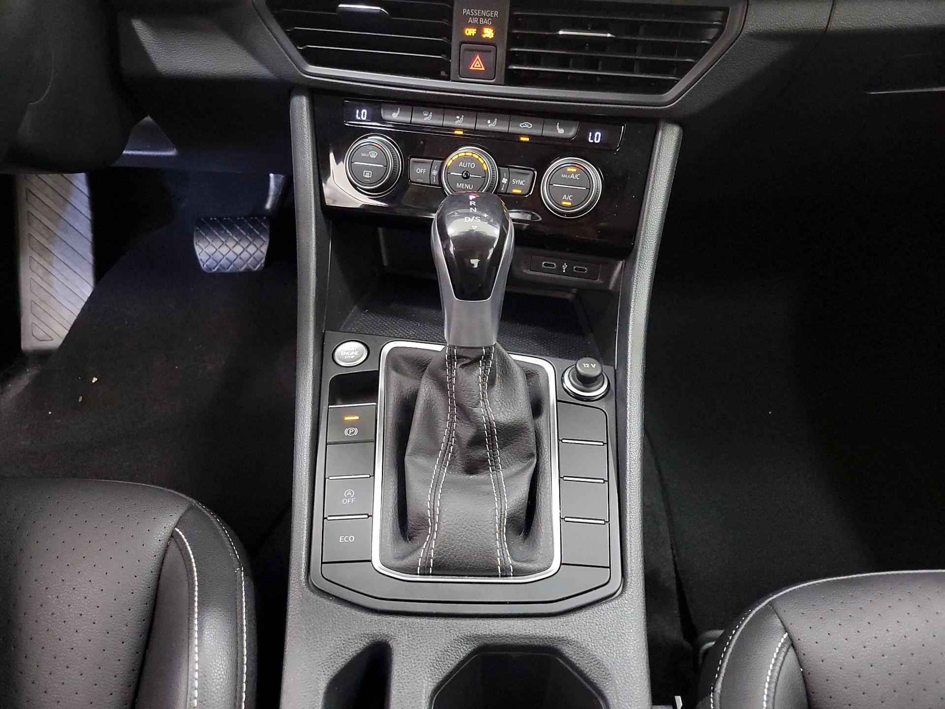 Thumbnail: 2023 Volkswagen Jetta - 17