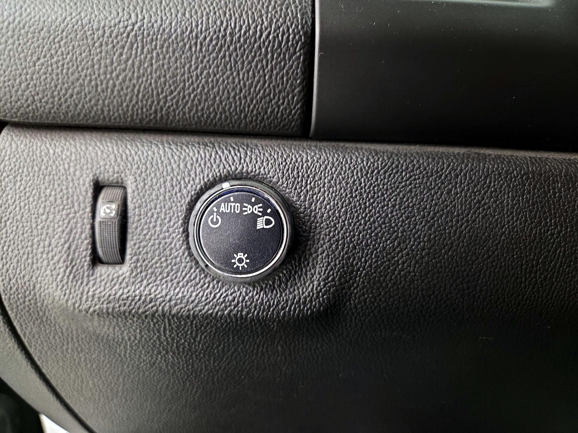 Thumbnail: 2016 Chevrolet Colorado - 13