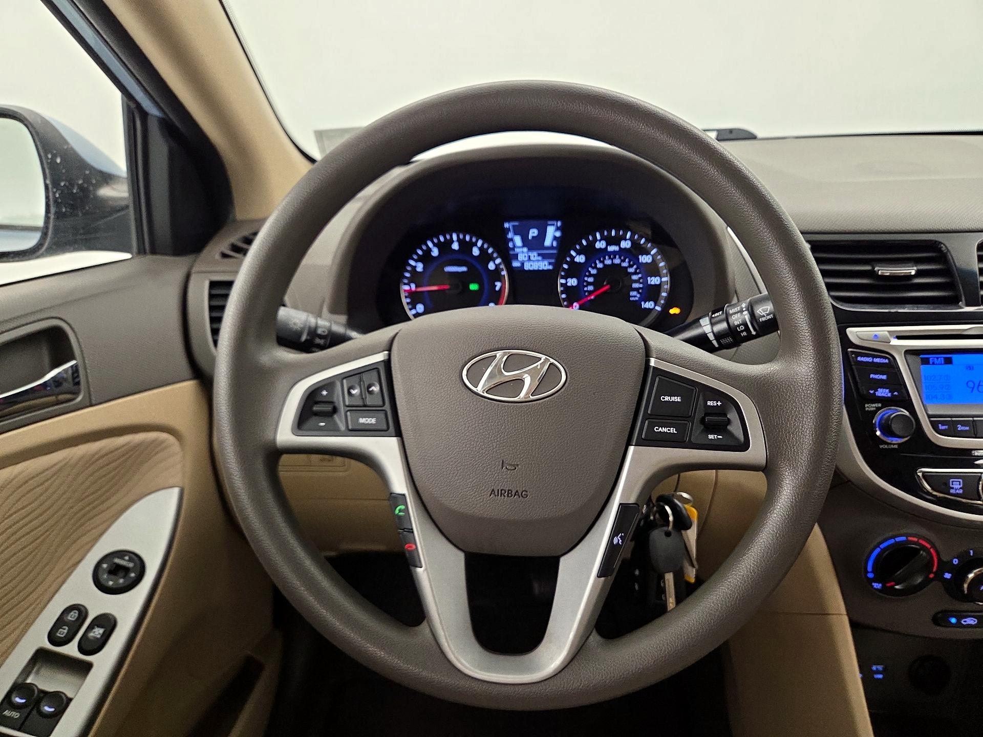 Thumbnail: 2014 Hyundai Accent - 10