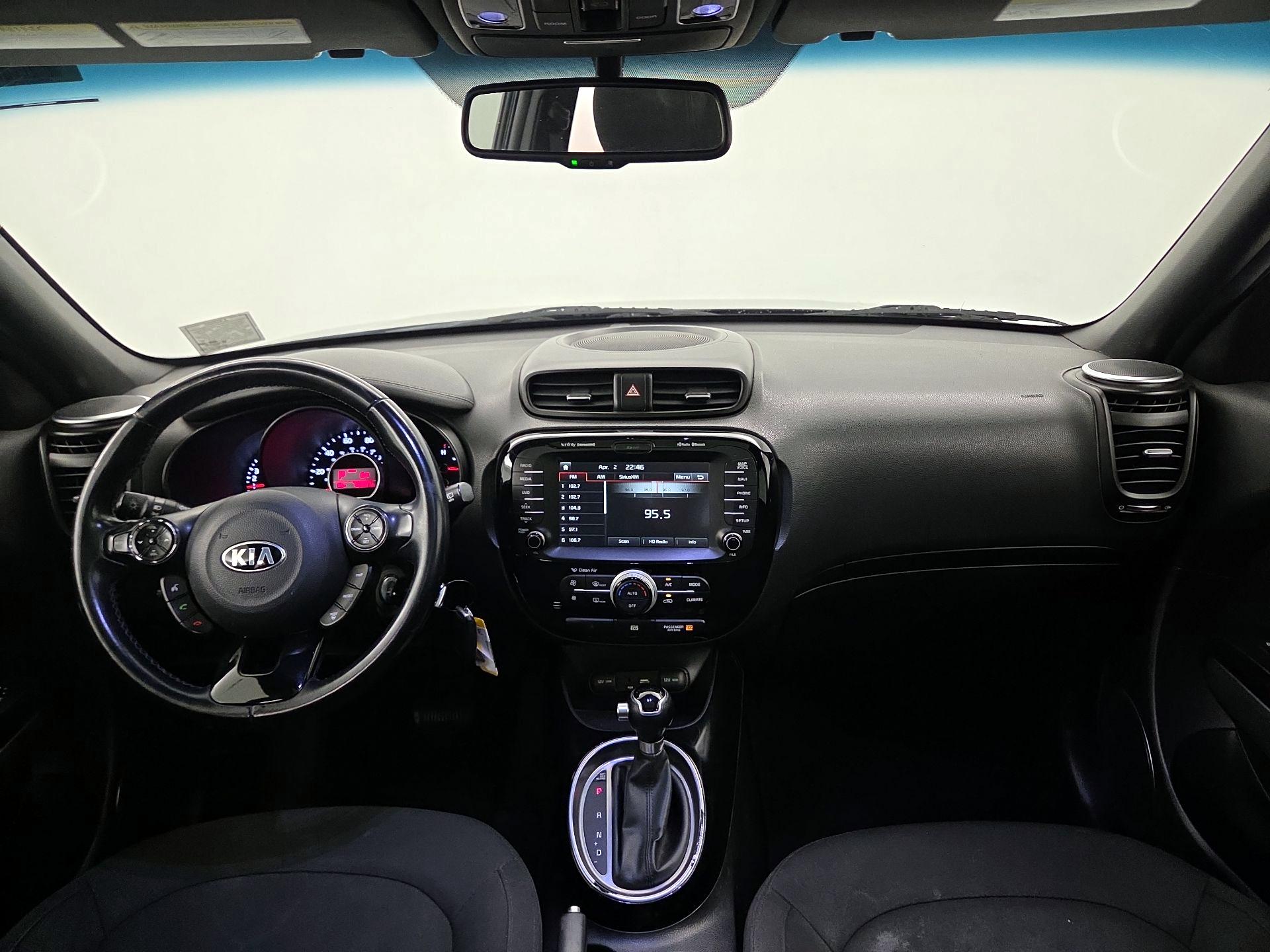 Thumbnail: 2015 Kia Soul - 9