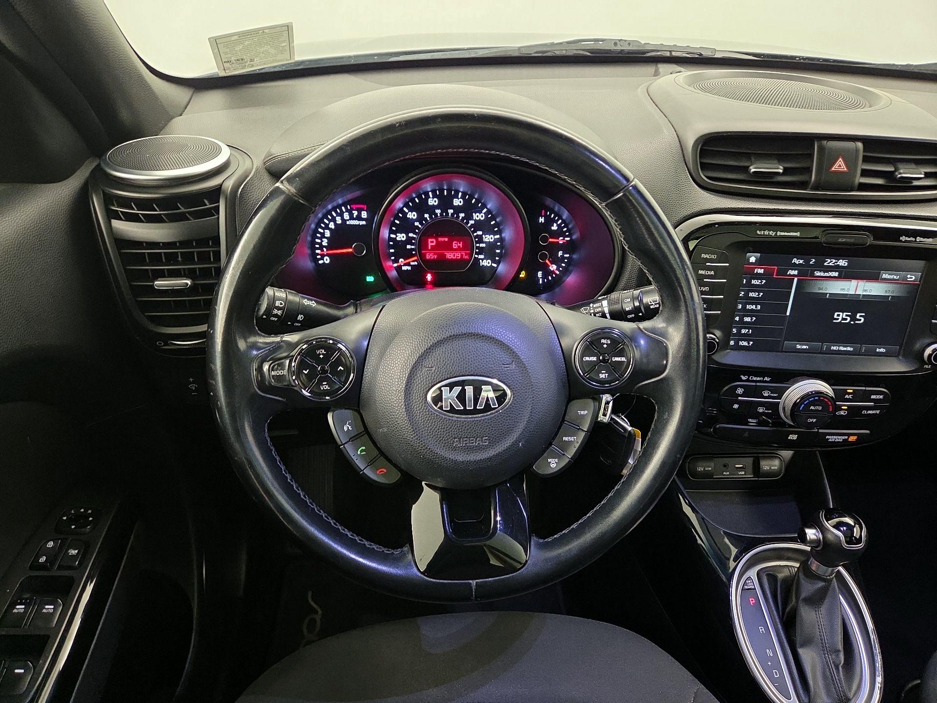 Thumbnail: 2015 Kia Soul - 10