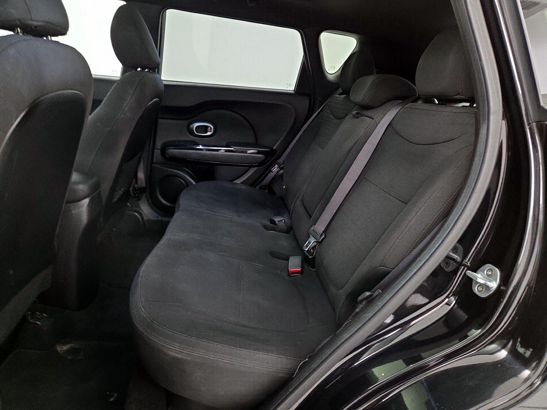 Thumbnail: 2015 Kia Soul - 20