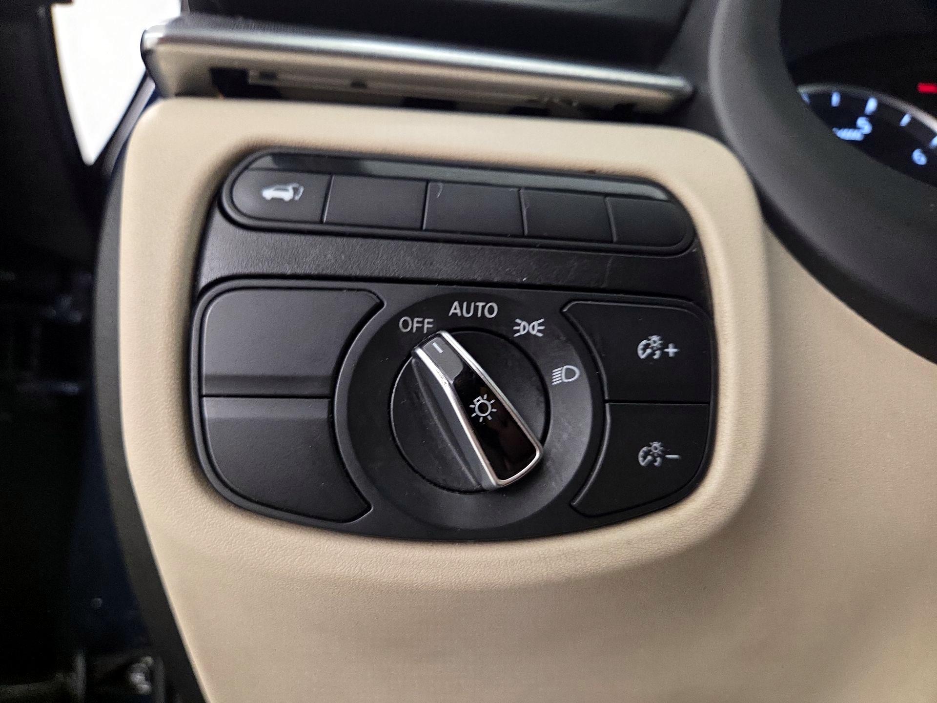 Thumbnail: 2019 INFINITI QX50 - 13