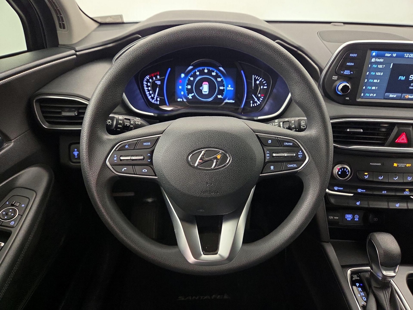 2020 Hyundai Santa Fe SEL - Photo 11