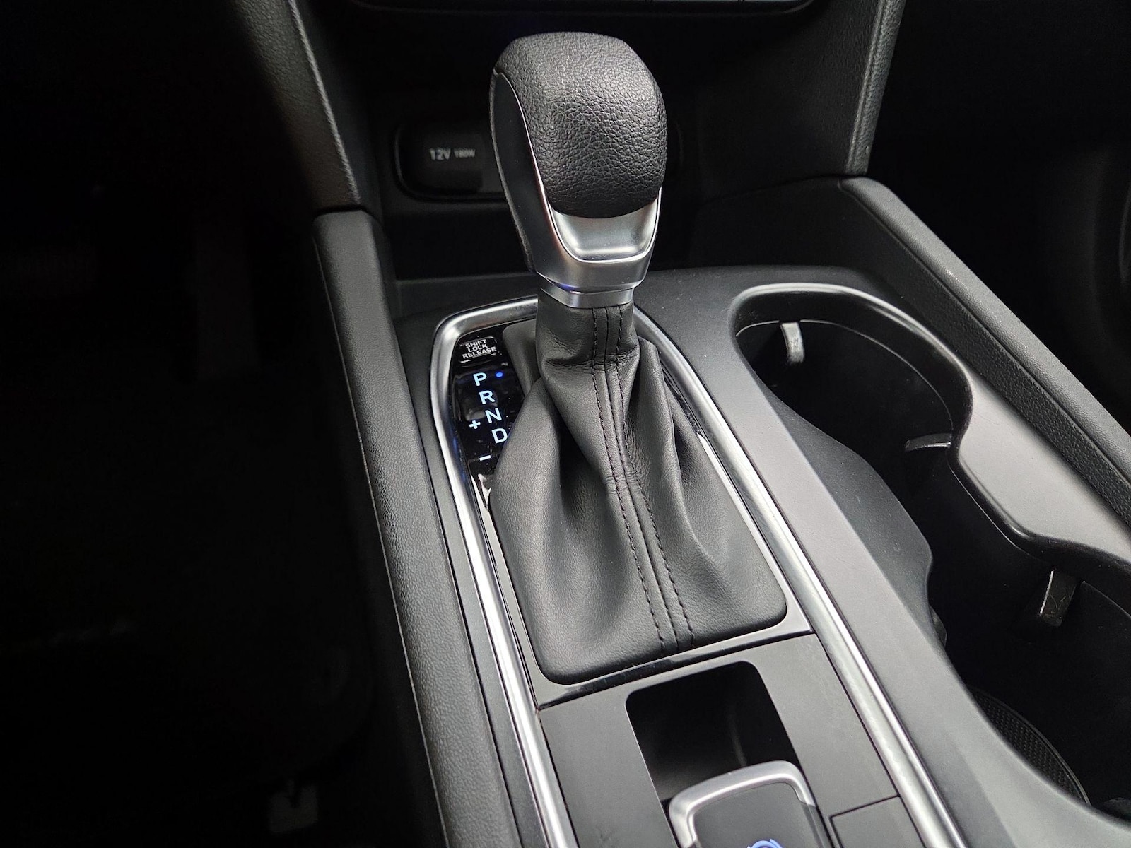 2020 Hyundai Santa Fe SEL - Photo 18