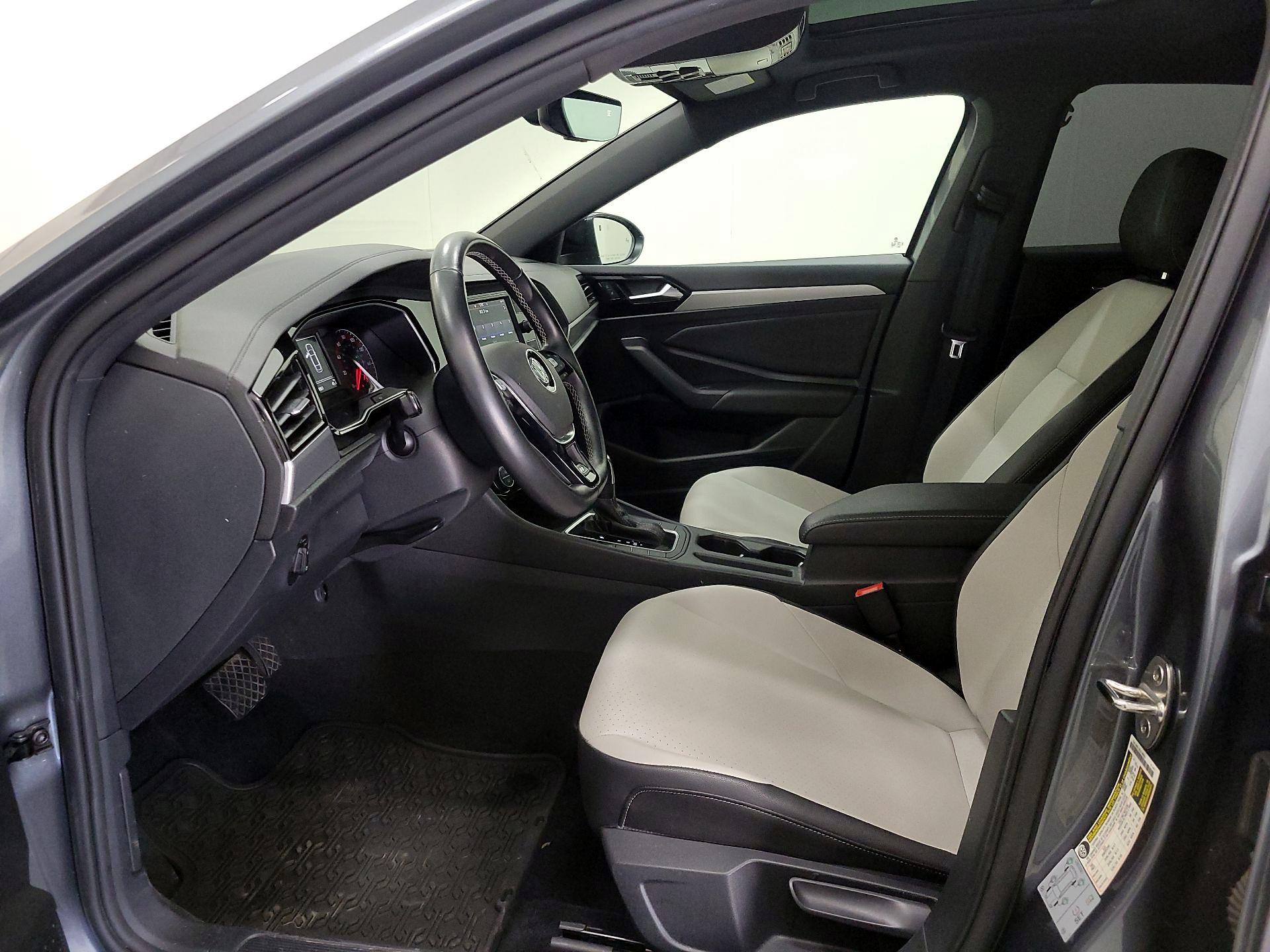 Thumbnail: 2020 Volkswagen Jetta - 11