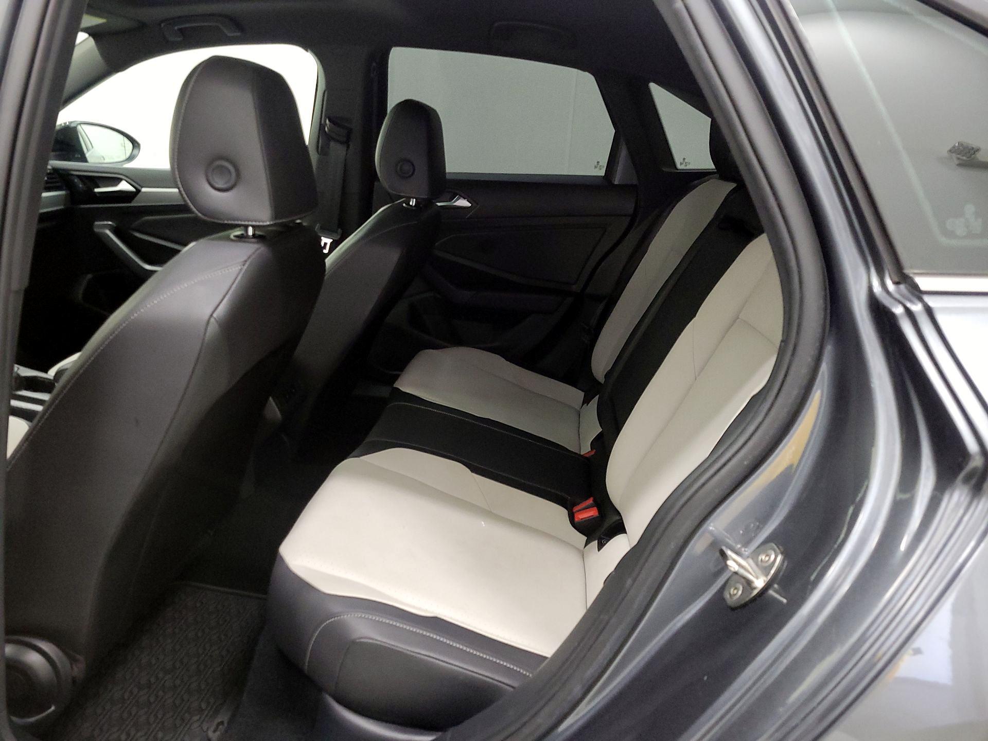 Thumbnail: 2020 Volkswagen Jetta - 20