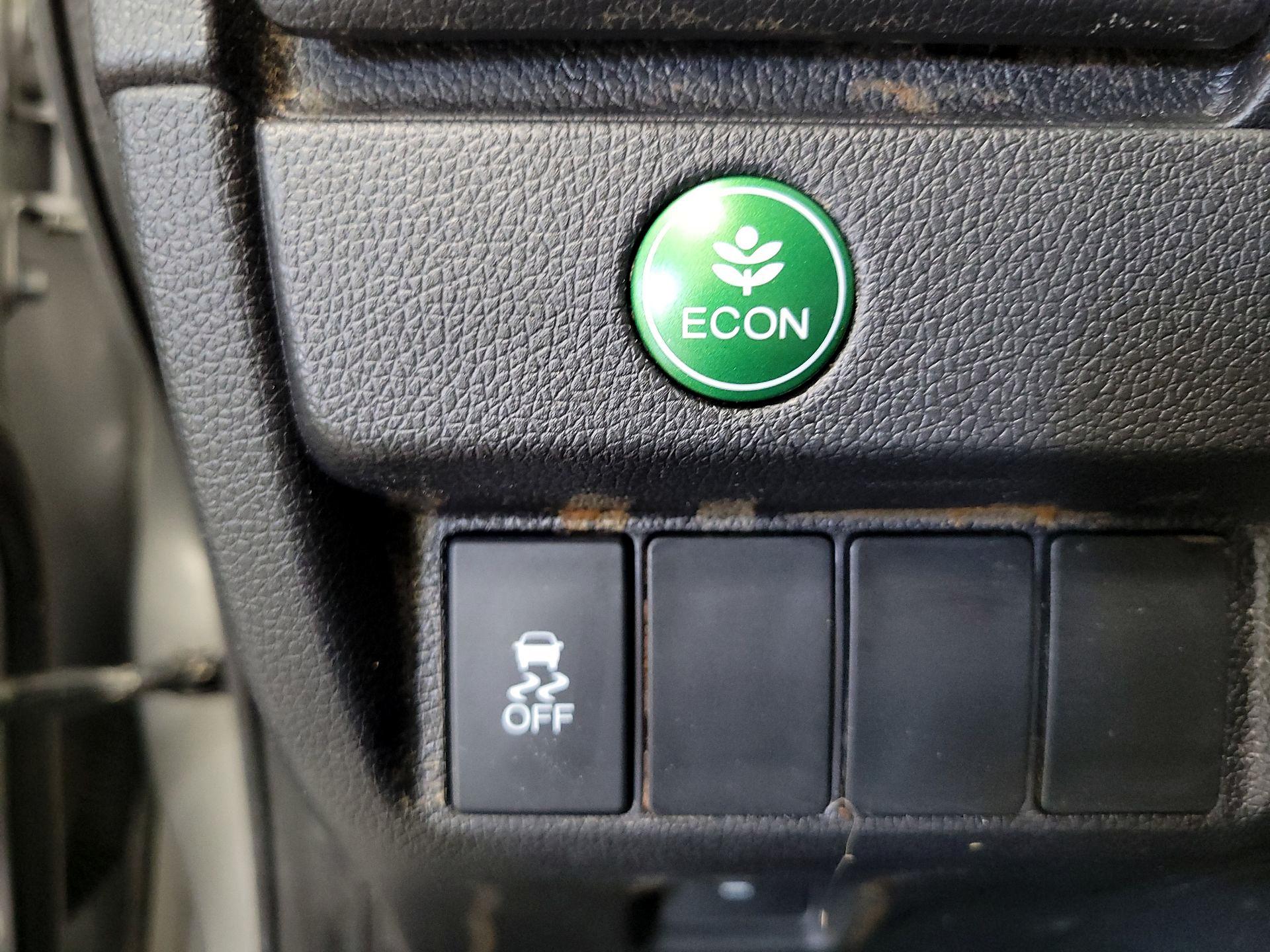 Thumbnail: 2016 Honda Fit - 13