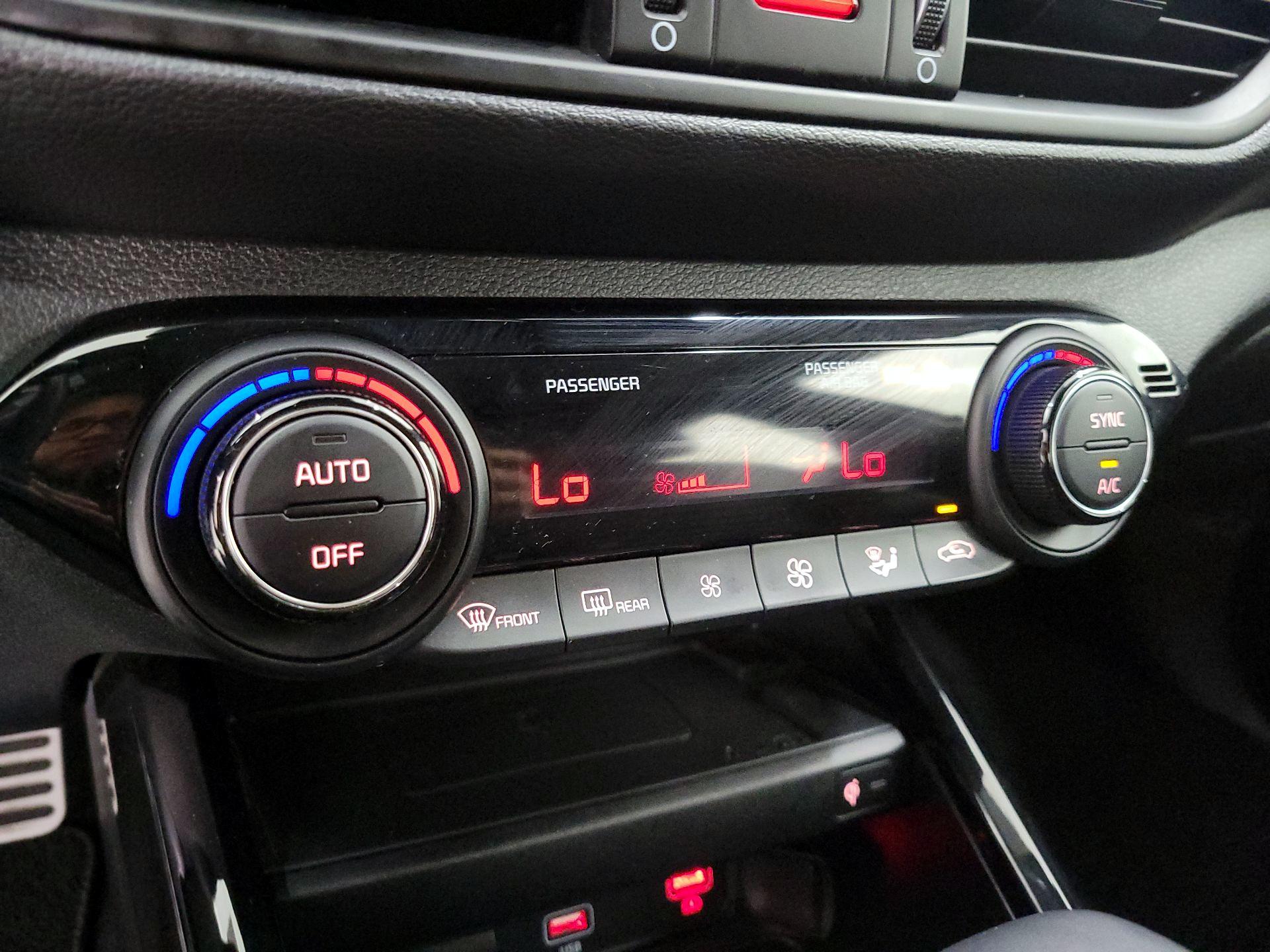 Thumbnail: 2023 Kia Forte - 17