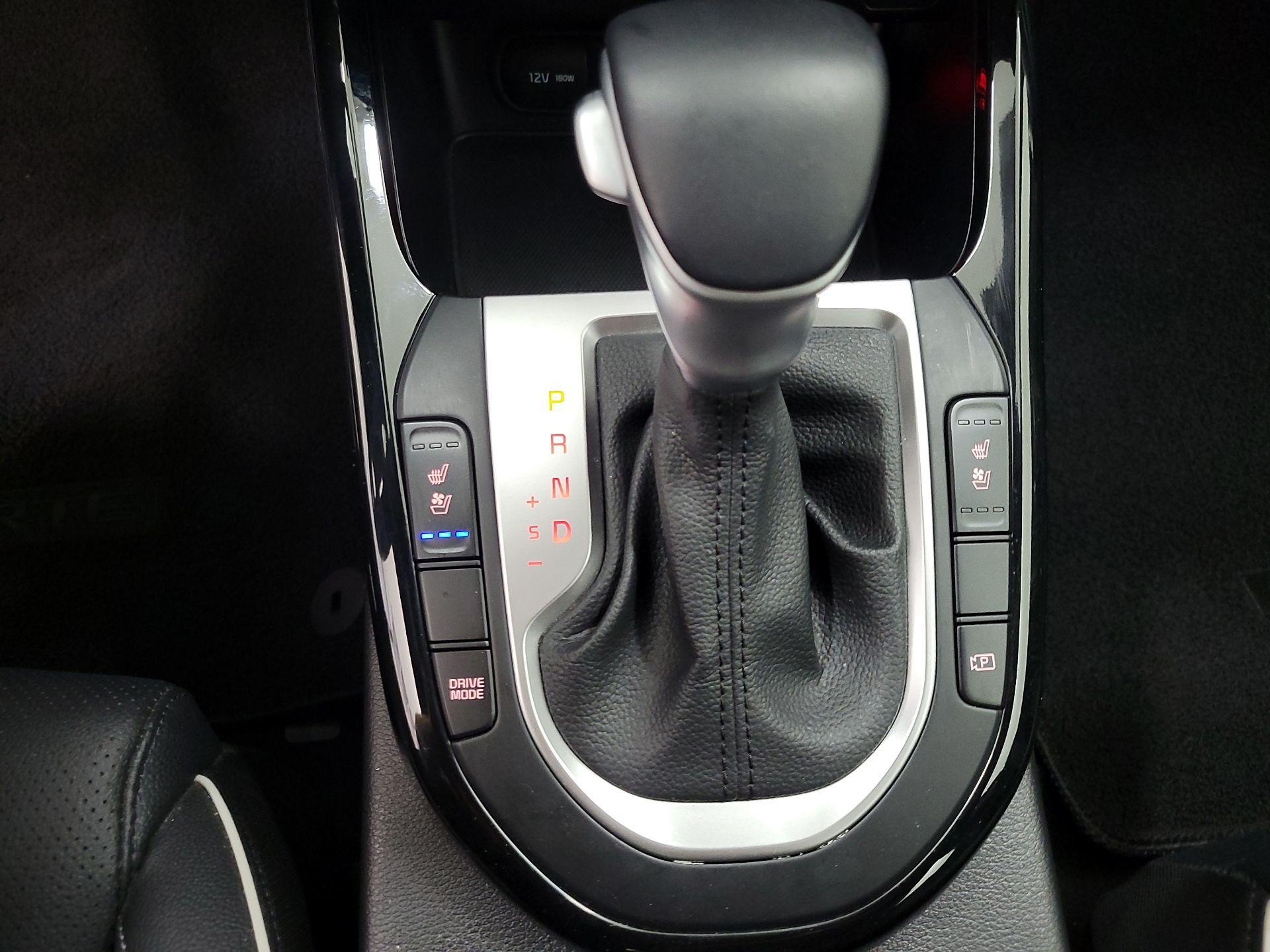 Thumbnail: 2023 Kia Forte - 18