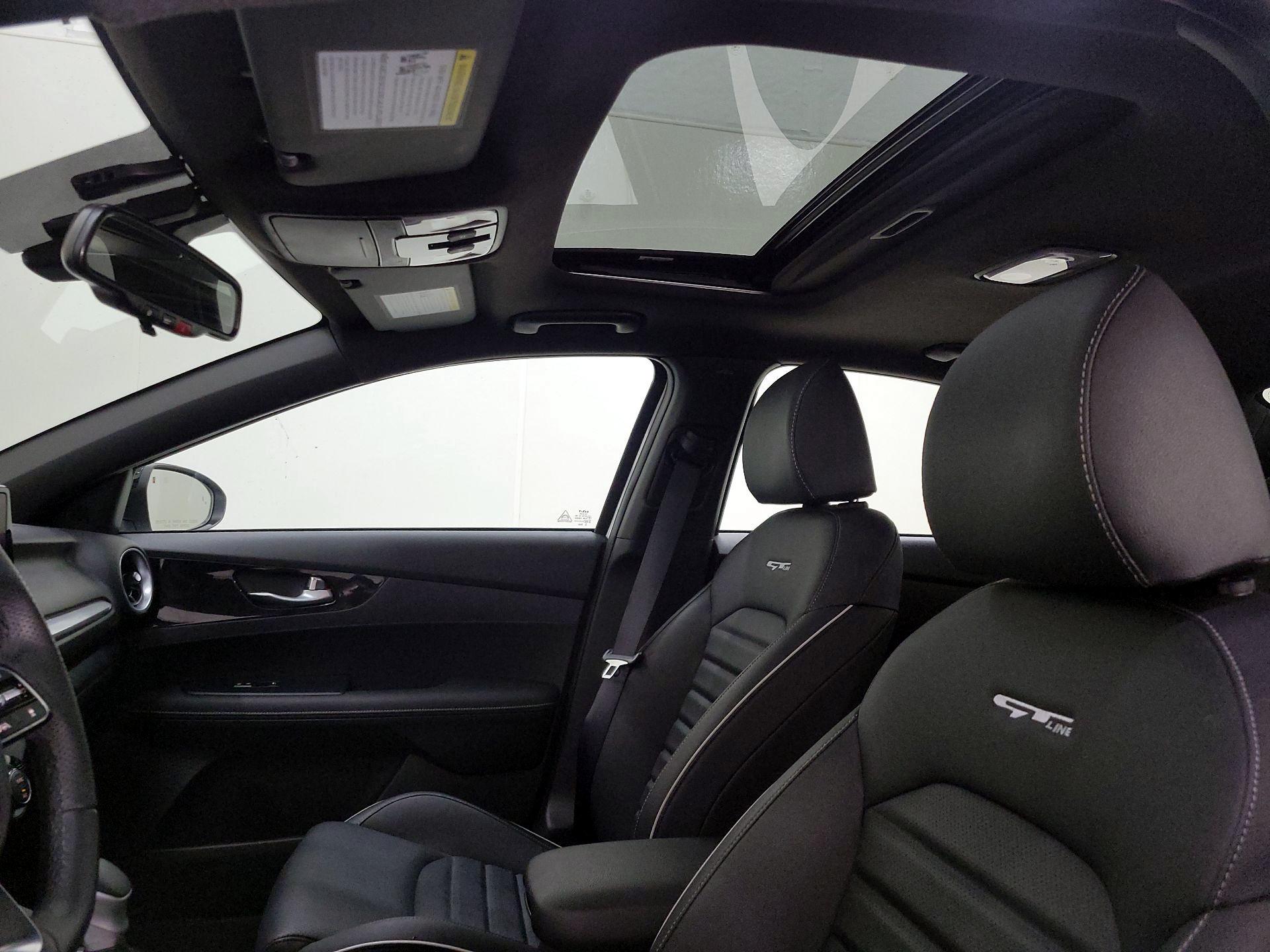 Thumbnail: 2023 Kia Forte - 20