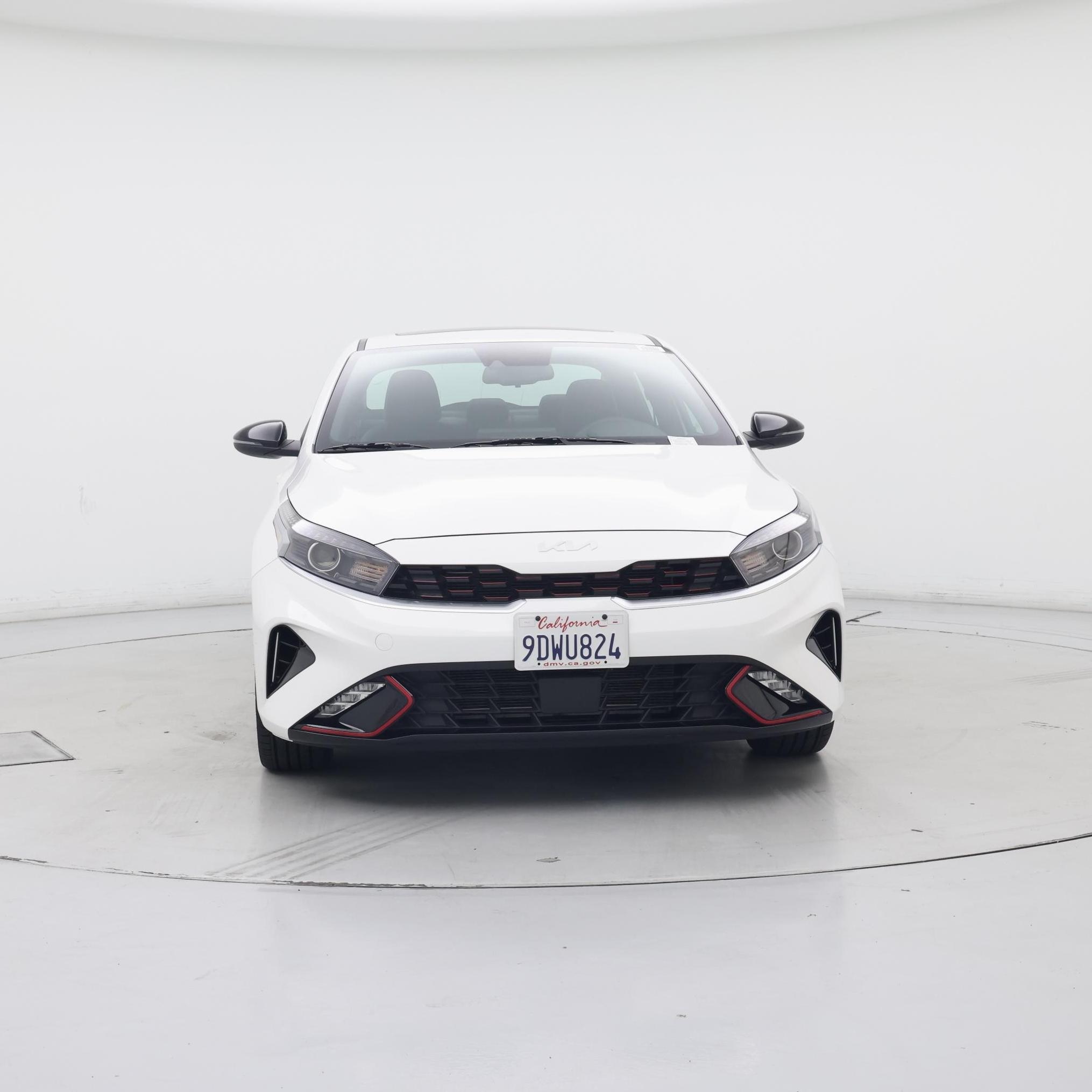 Thumbnail: 2023 Kia Forte - 5