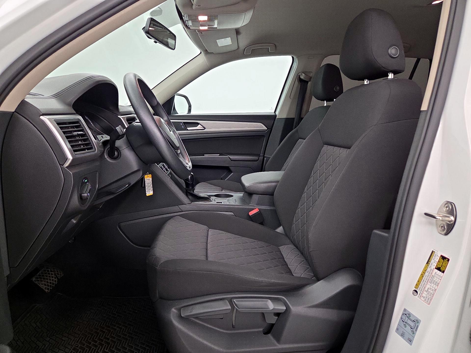 Thumbnail: 2018 Volkswagen Atlas - 11