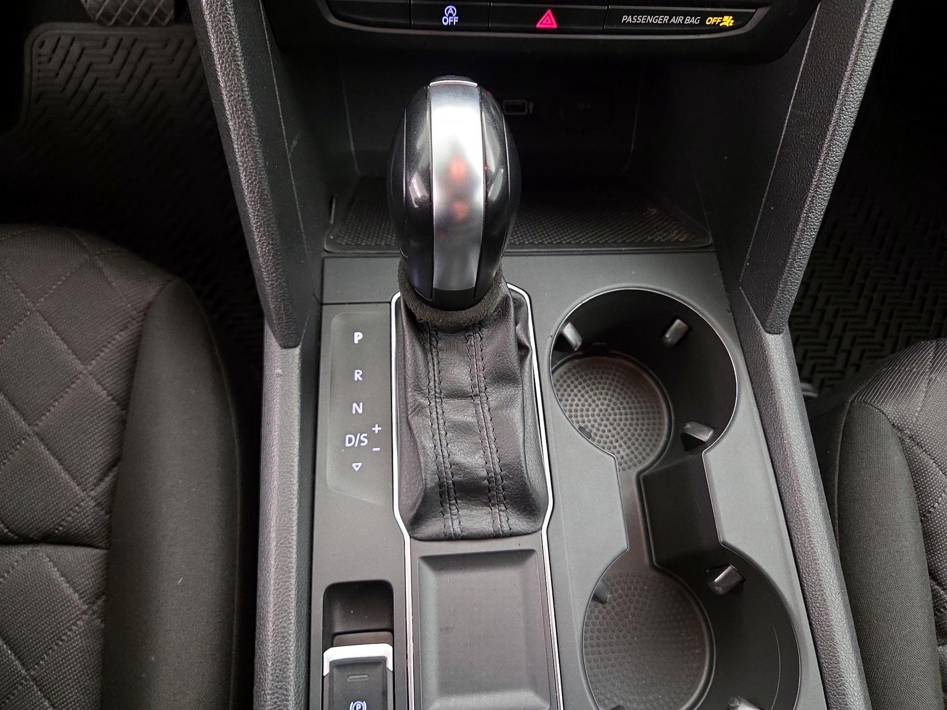 Thumbnail: 2018 Volkswagen Atlas - 17