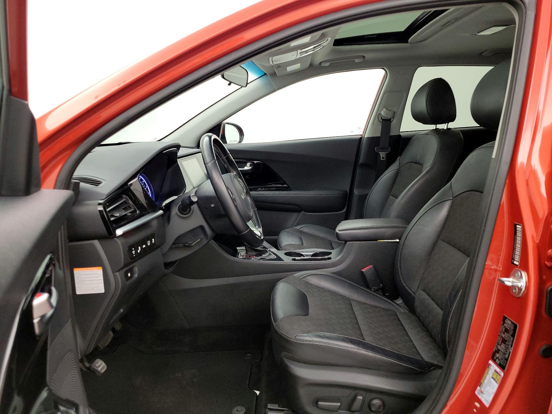 Thumbnail: 2022 Kia Niro - 9