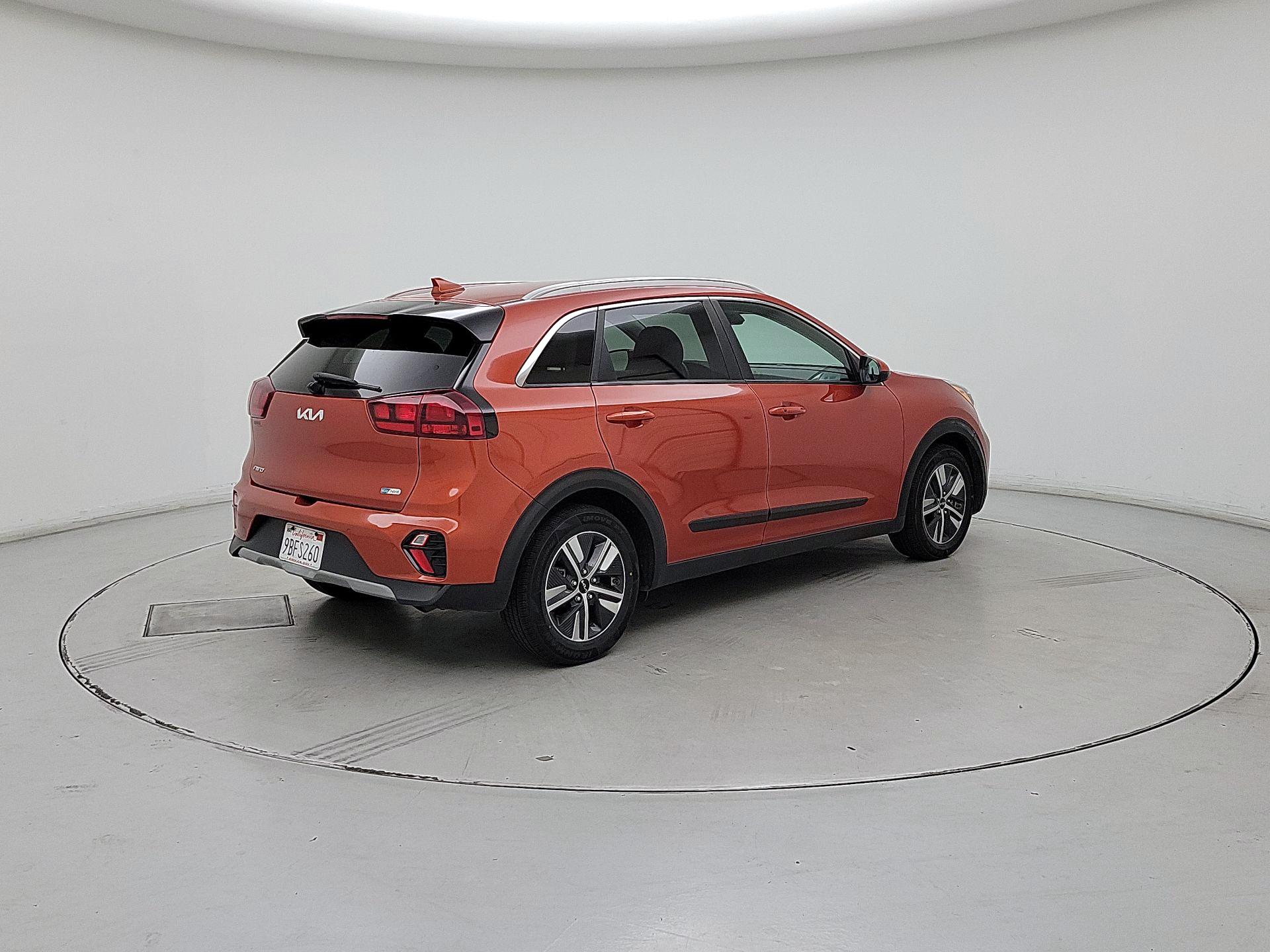 Thumbnail: 2022 Kia Niro - 5