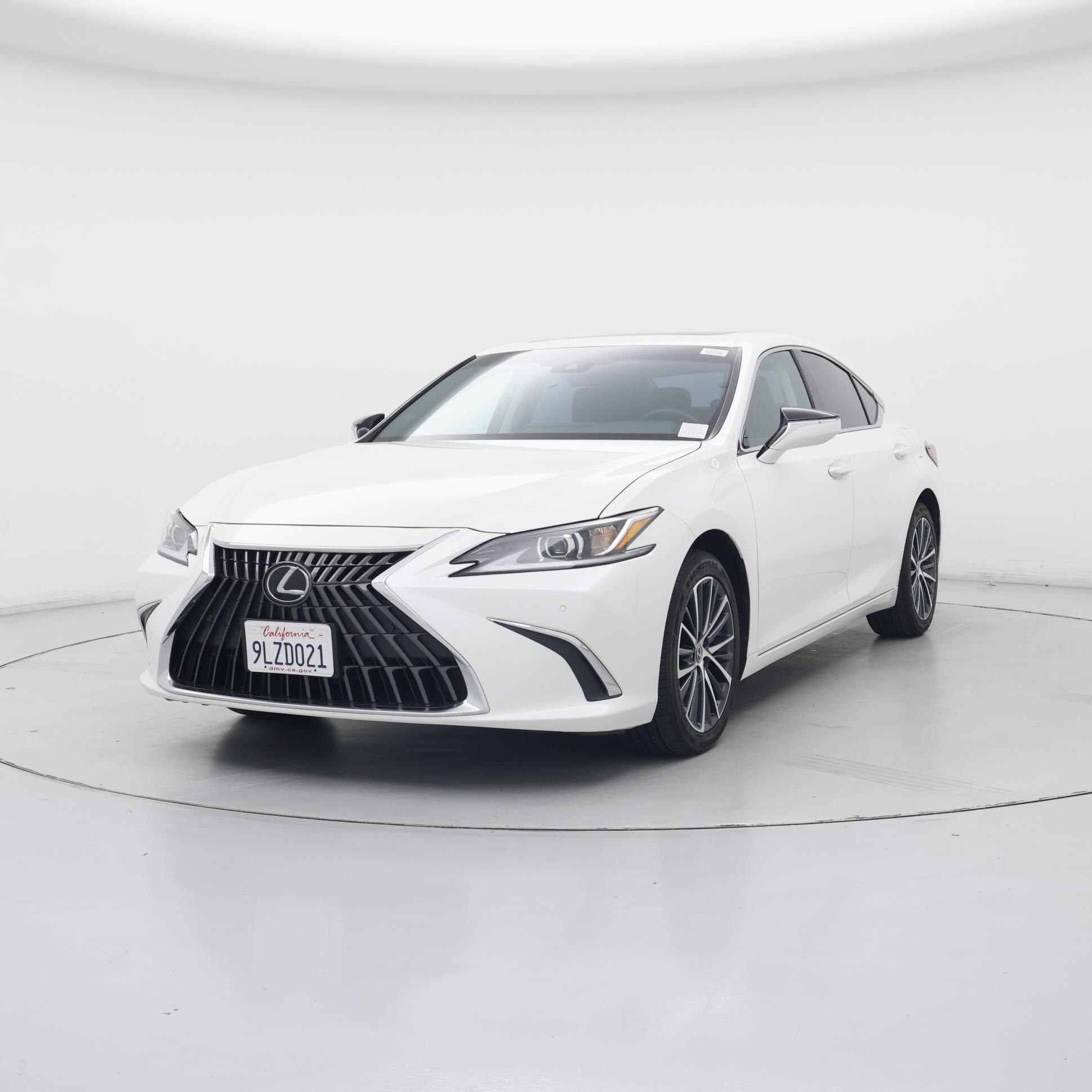 Thumbnail: 2024 Lexus ES - 4