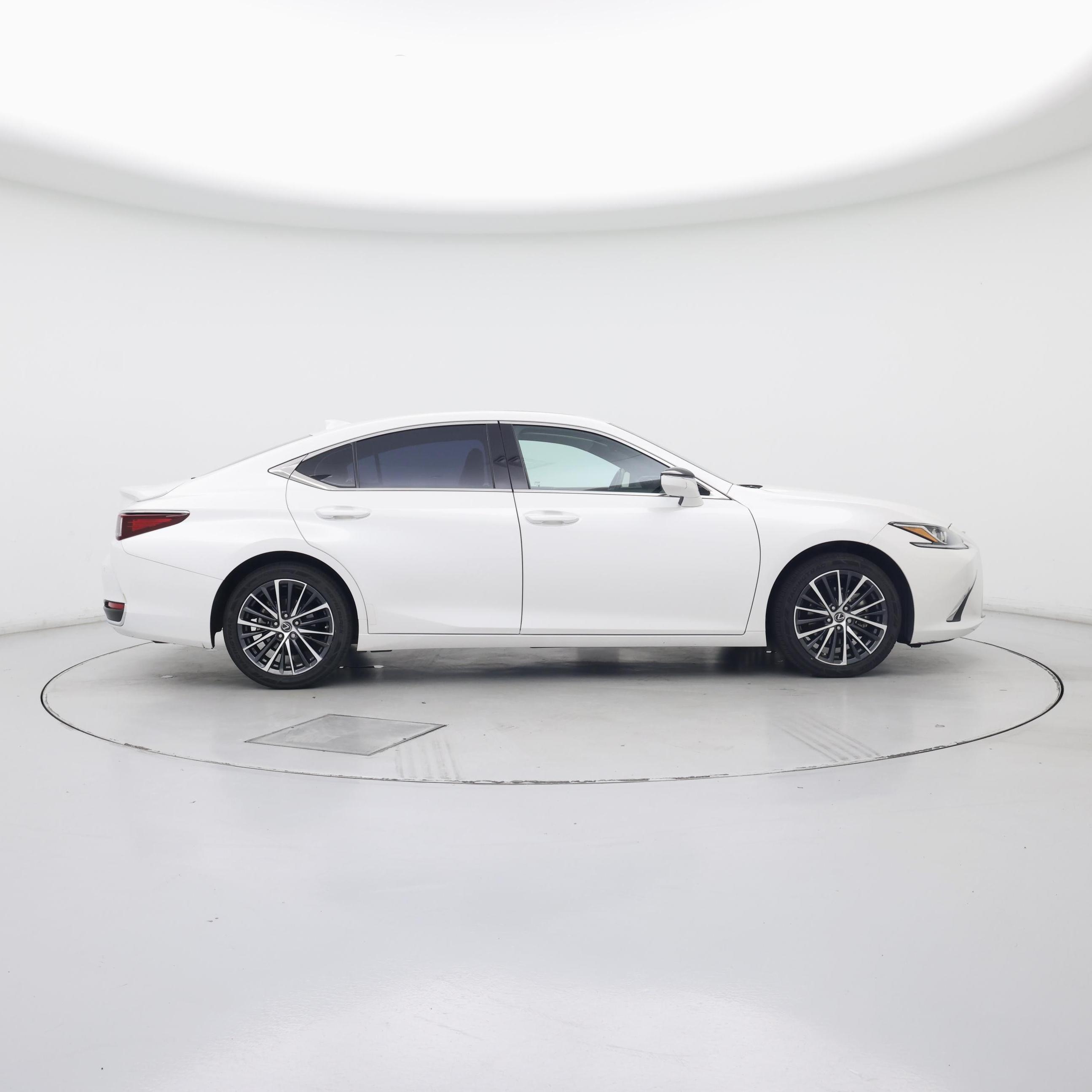 Thumbnail: 2024 Lexus ES - 7