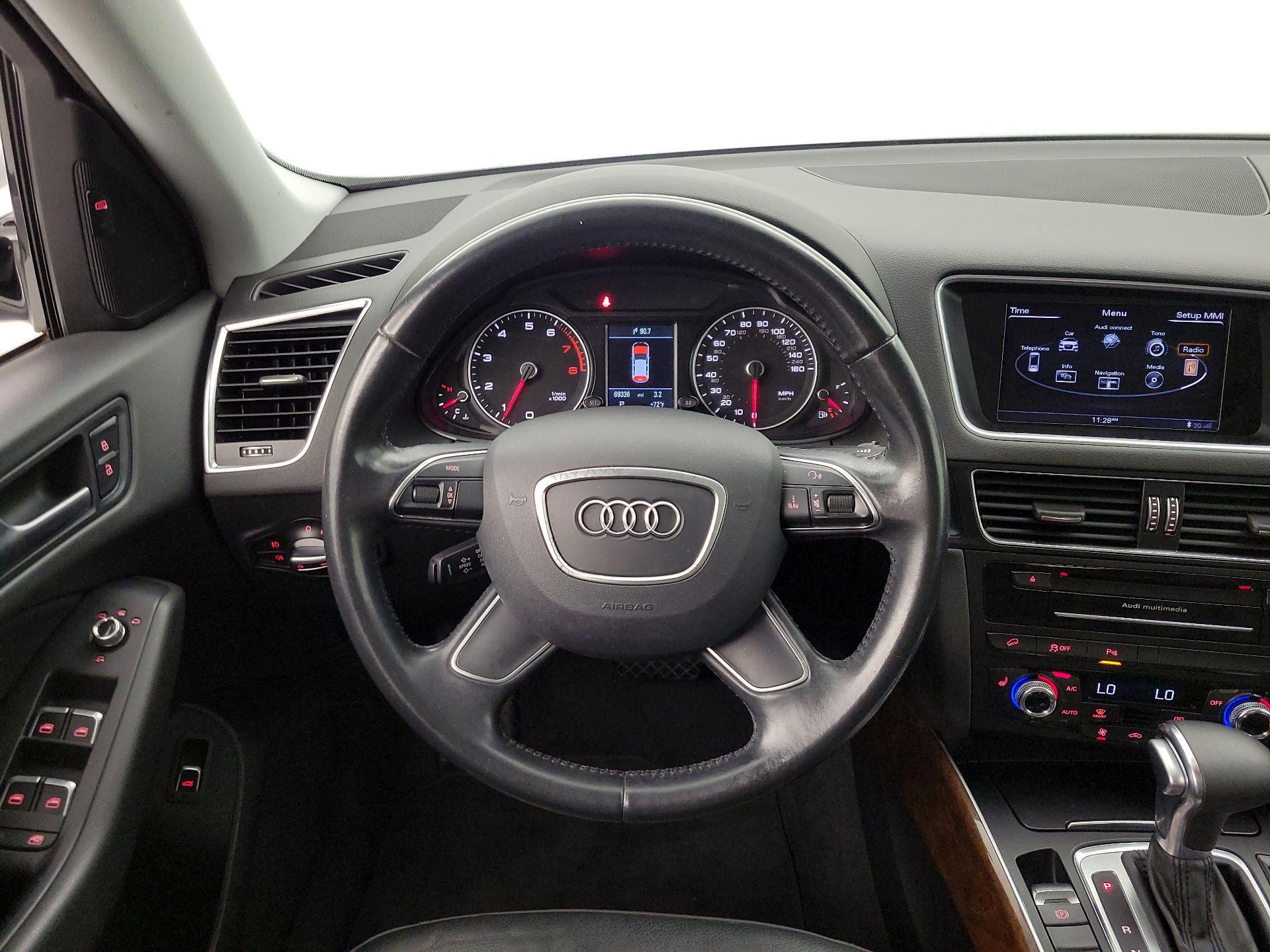 Thumbnail: 2015 Audi Q5 - 10