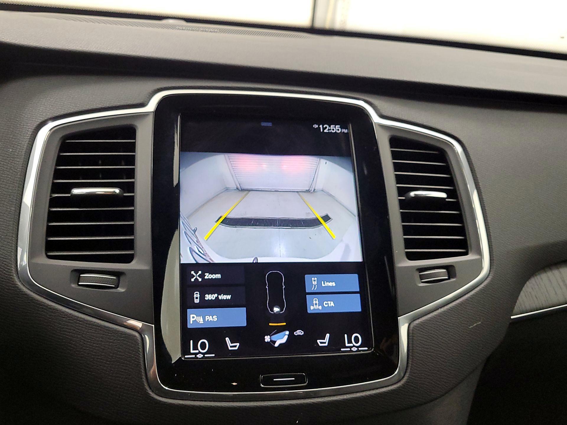 Thumbnail: 2020 Volvo XC90 - 15