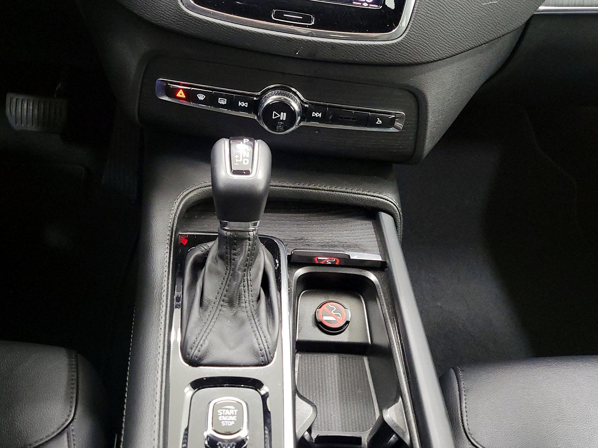 Thumbnail: 2020 Volvo XC90 - 18