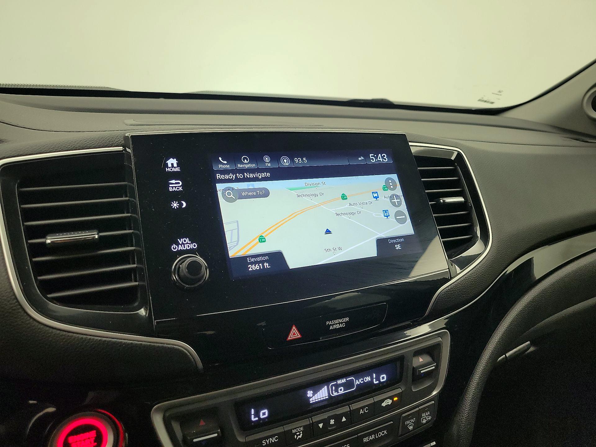 Thumbnail: 2019 Honda Pilot - 12