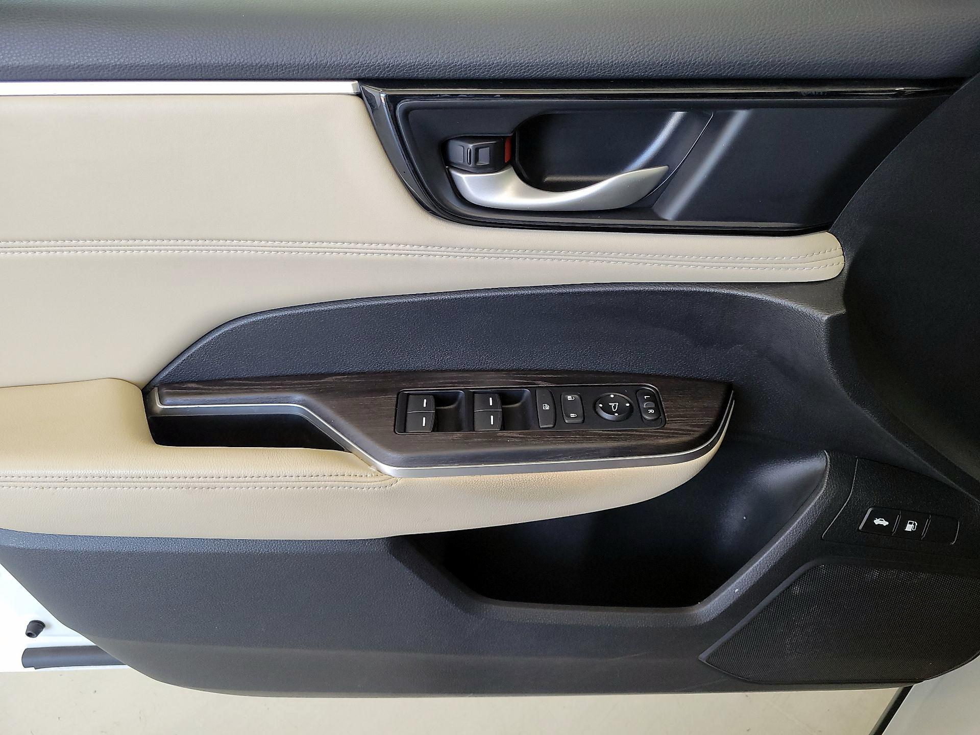 Thumbnail: 2018 Honda Clarity - 12