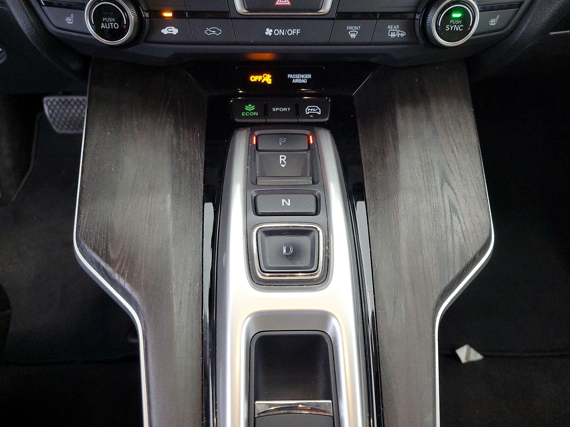 Thumbnail: 2018 Honda Clarity - 16