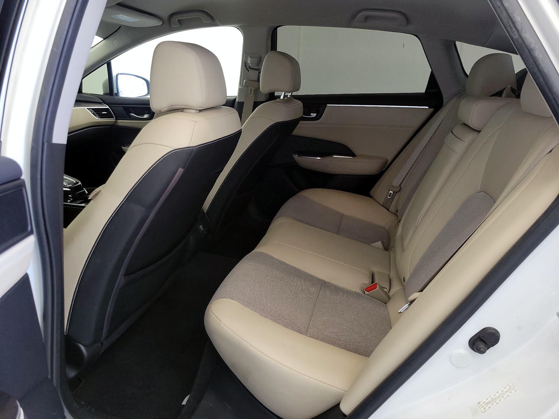 Thumbnail: 2018 Honda Clarity - 17