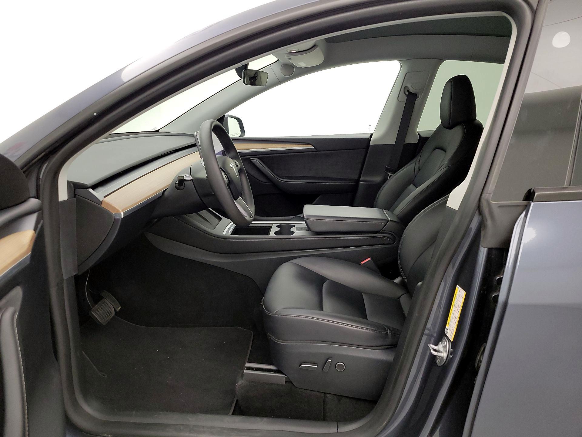 Thumbnail: 2023 Tesla Model Y - 9