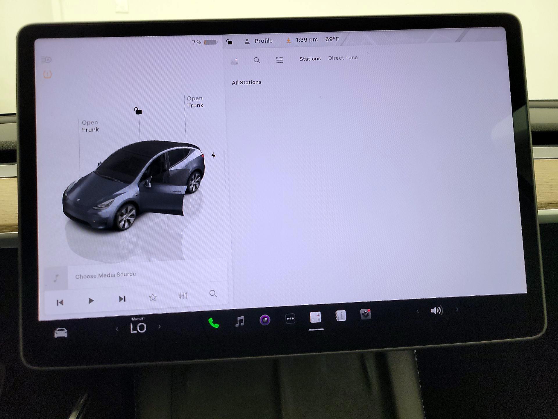 Thumbnail: 2023 Tesla Model Y - 12