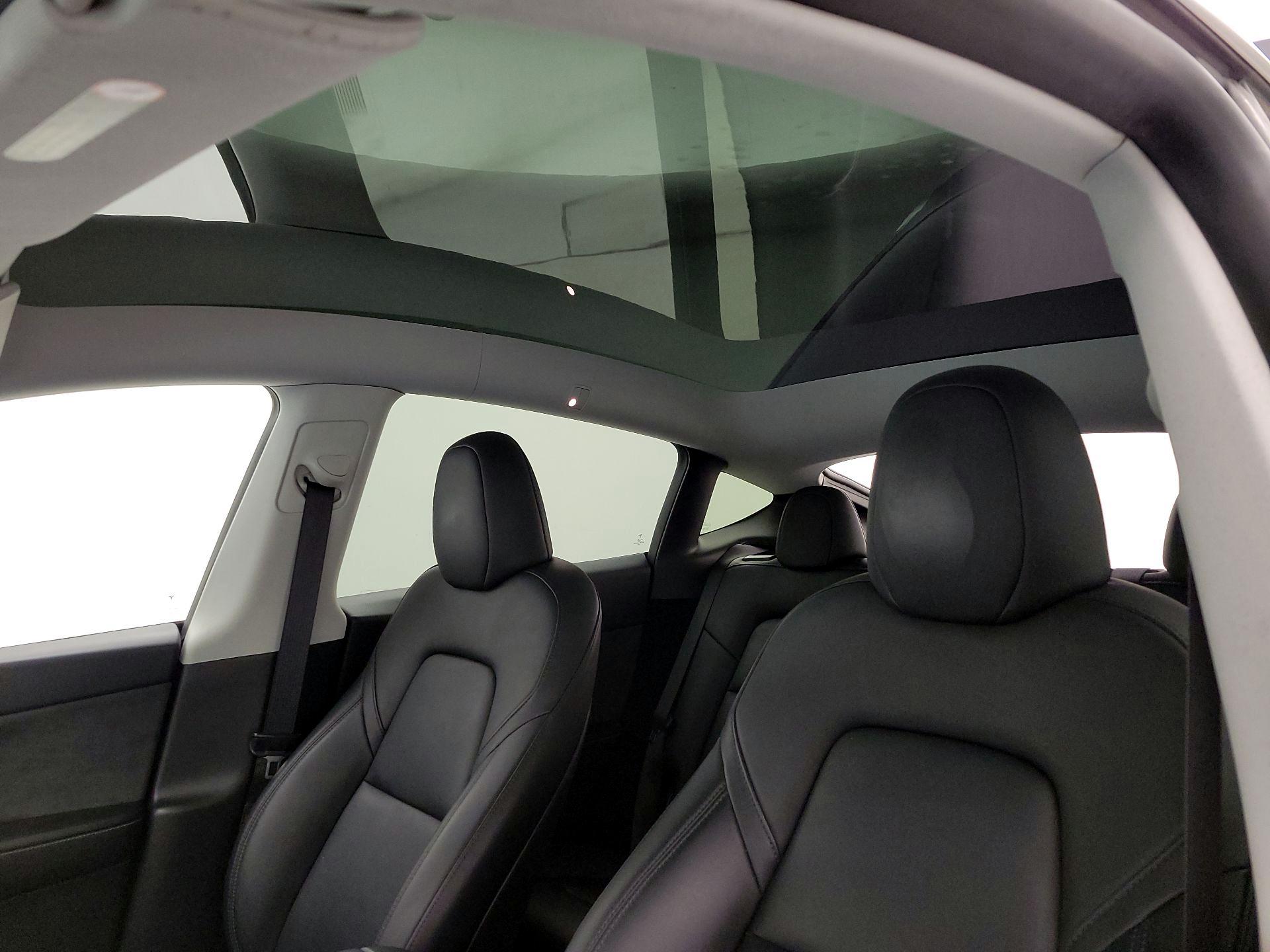 Thumbnail: 2023 Tesla Model Y - 16