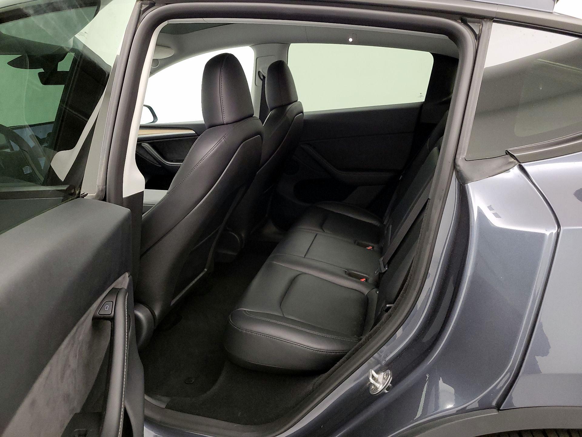 Thumbnail: 2023 Tesla Model Y - 17