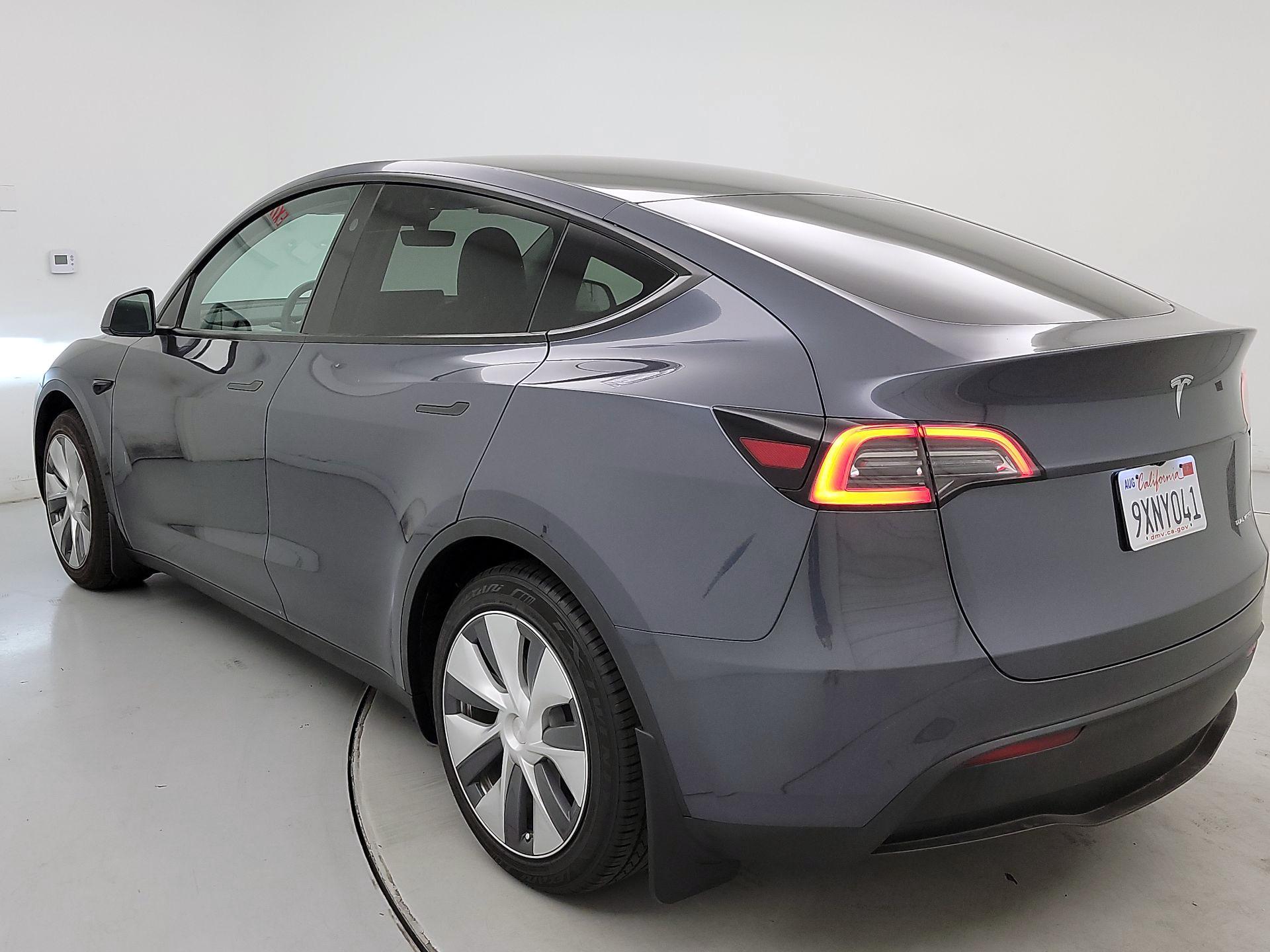 Thumbnail: 2023 Tesla Model Y - 7