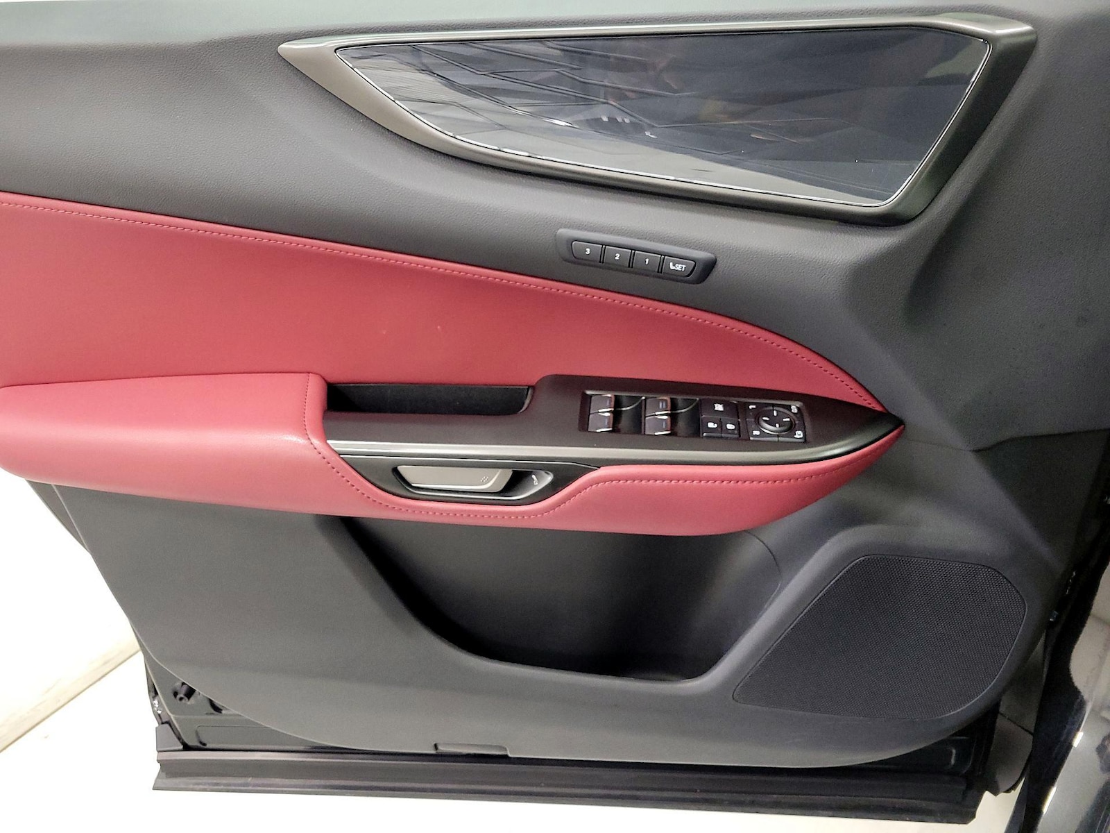 2024 Lexus NX 250 - Photo 13