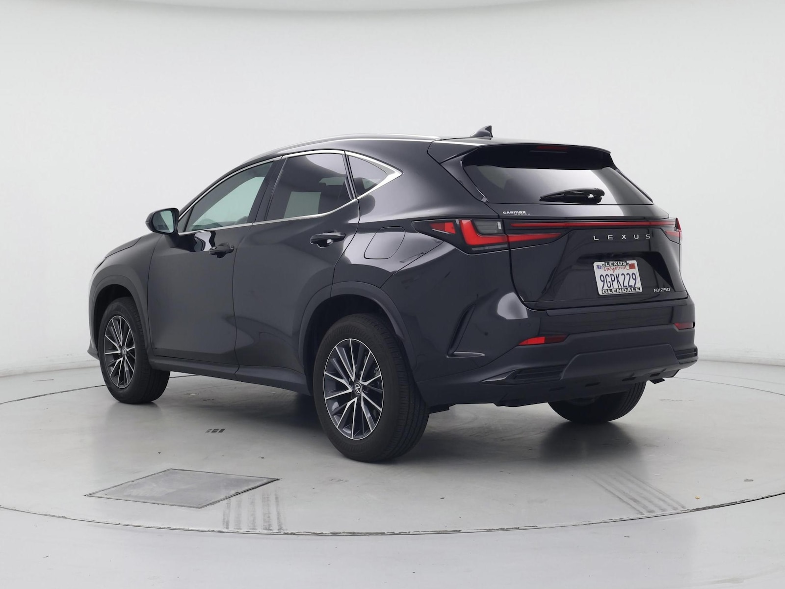 2024 Lexus NX 250 - Photo 3