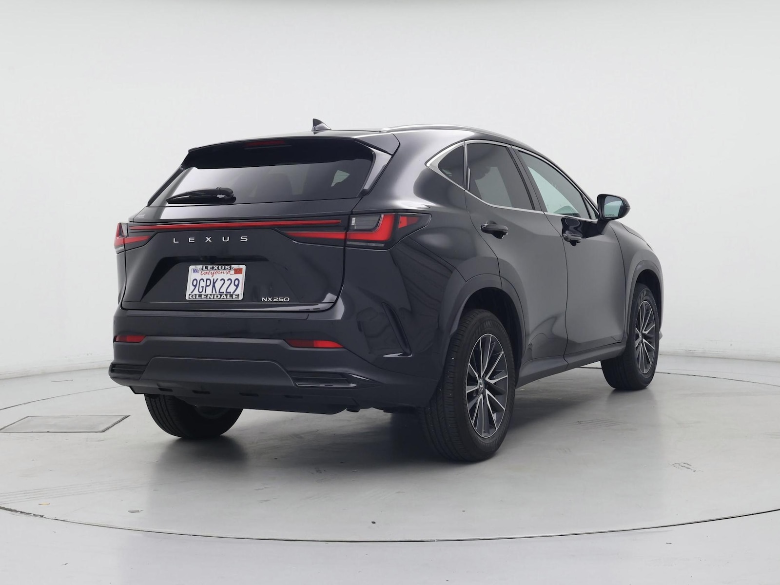 2024 Lexus NX 250 - Photo 9
