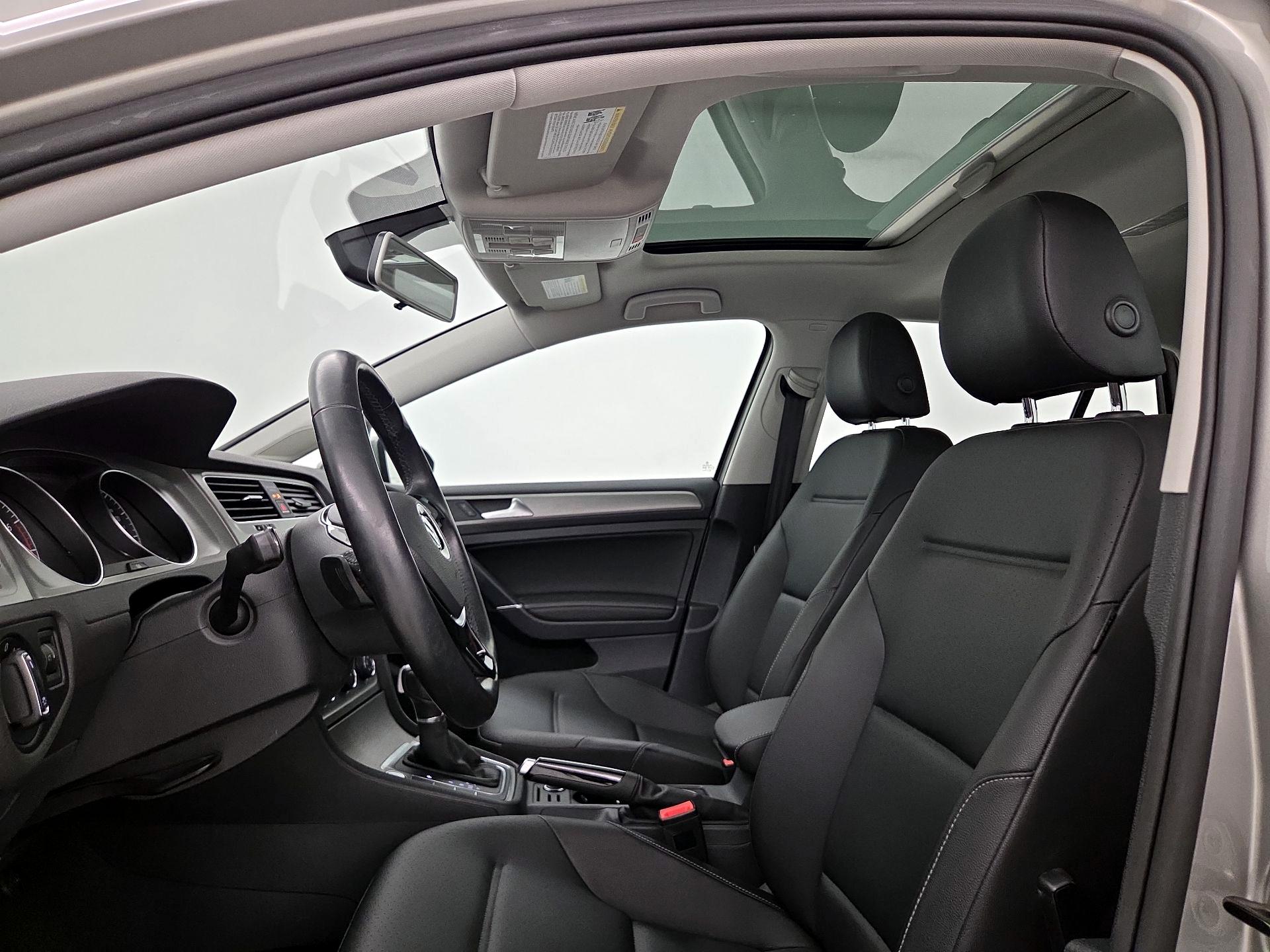 Thumbnail: 2017 Volkswagen Golf - 19