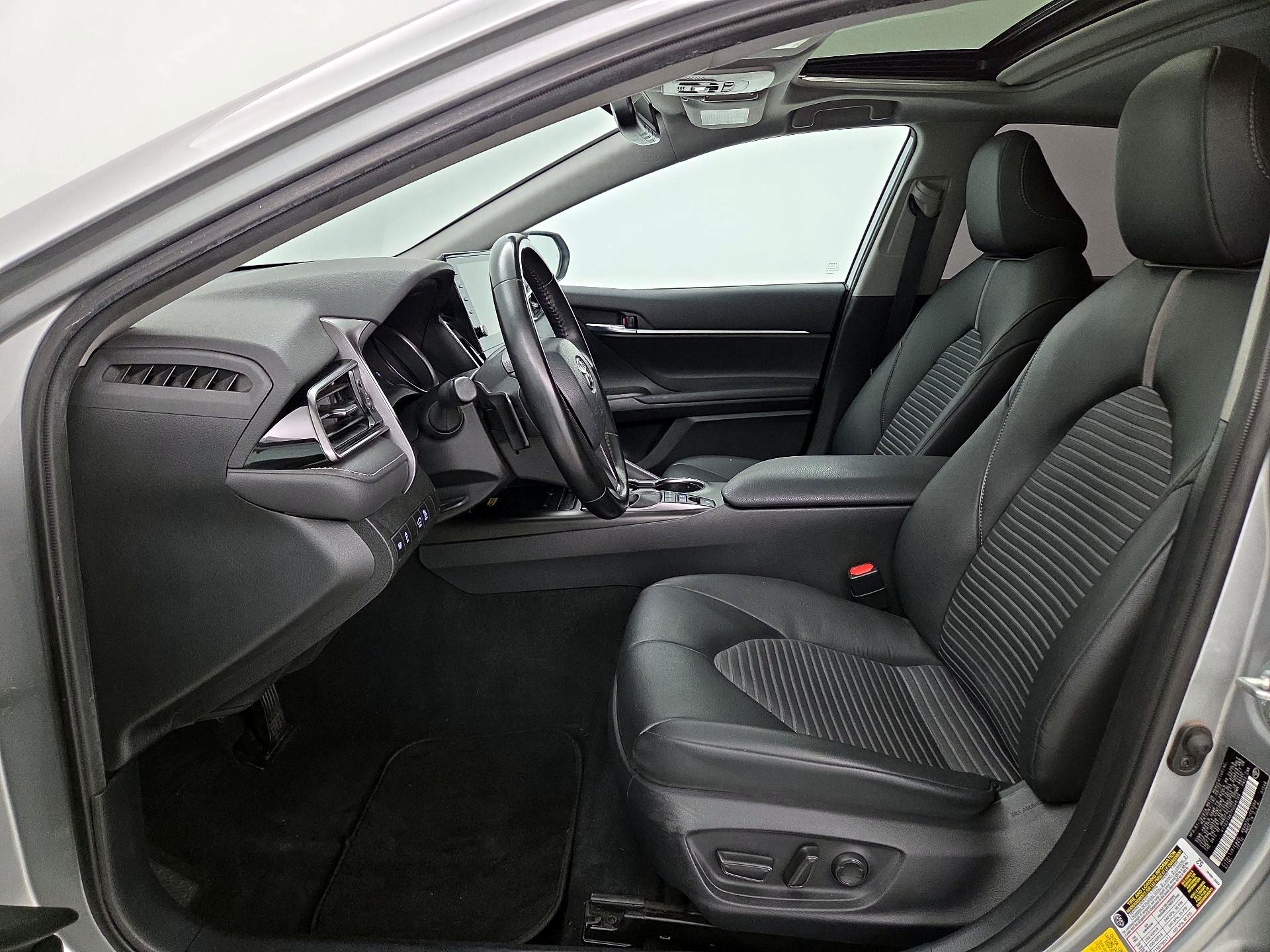 Thumbnail: 2023 Toyota Camry - 11