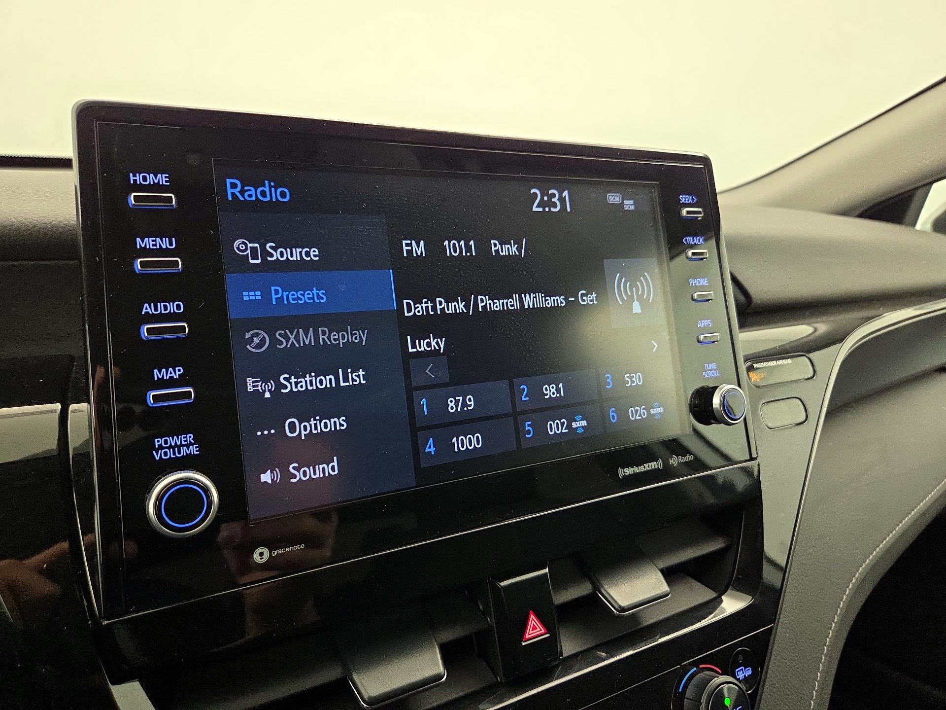 Thumbnail: 2023 Toyota Camry - 15