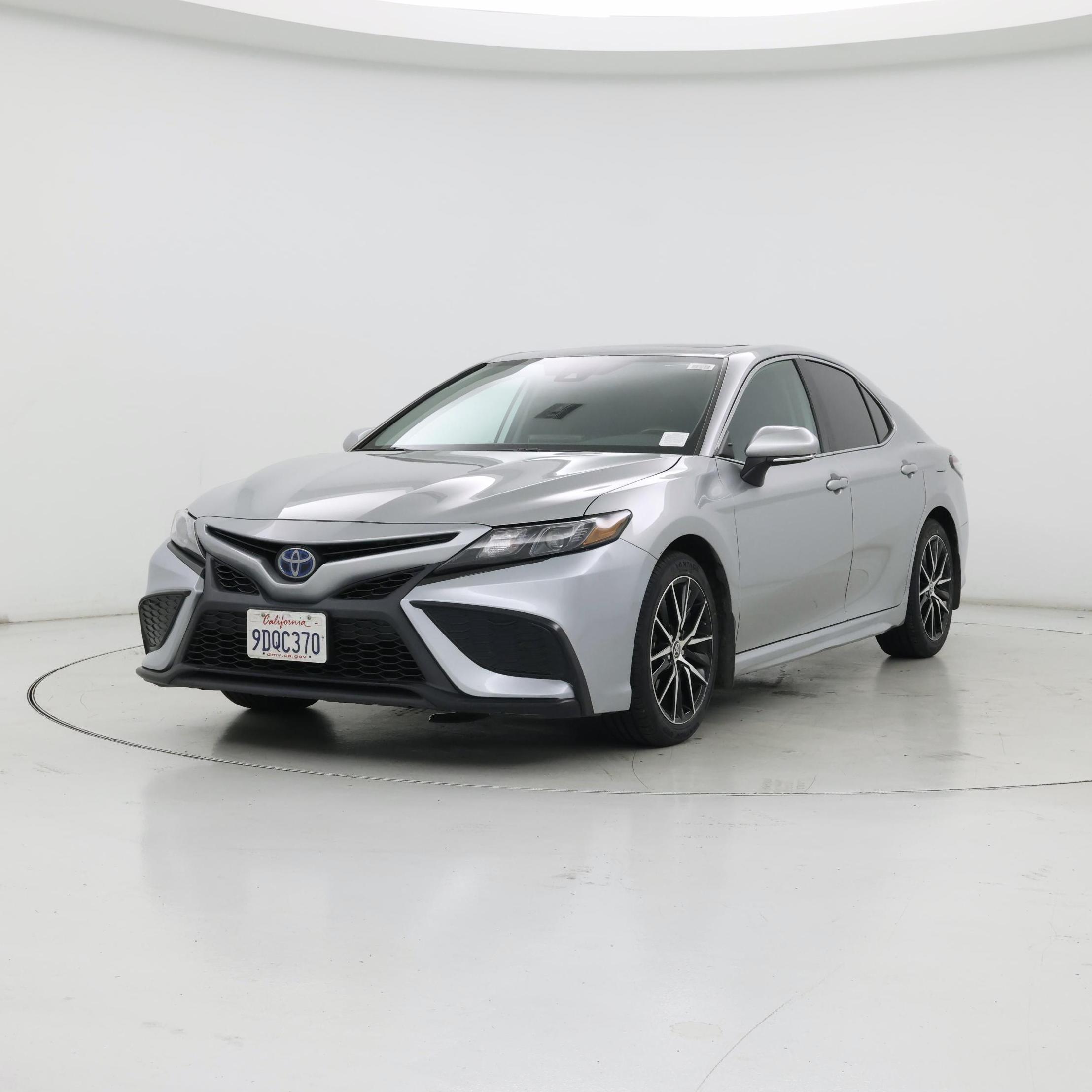 Thumbnail: 2023 Toyota Camry - 4