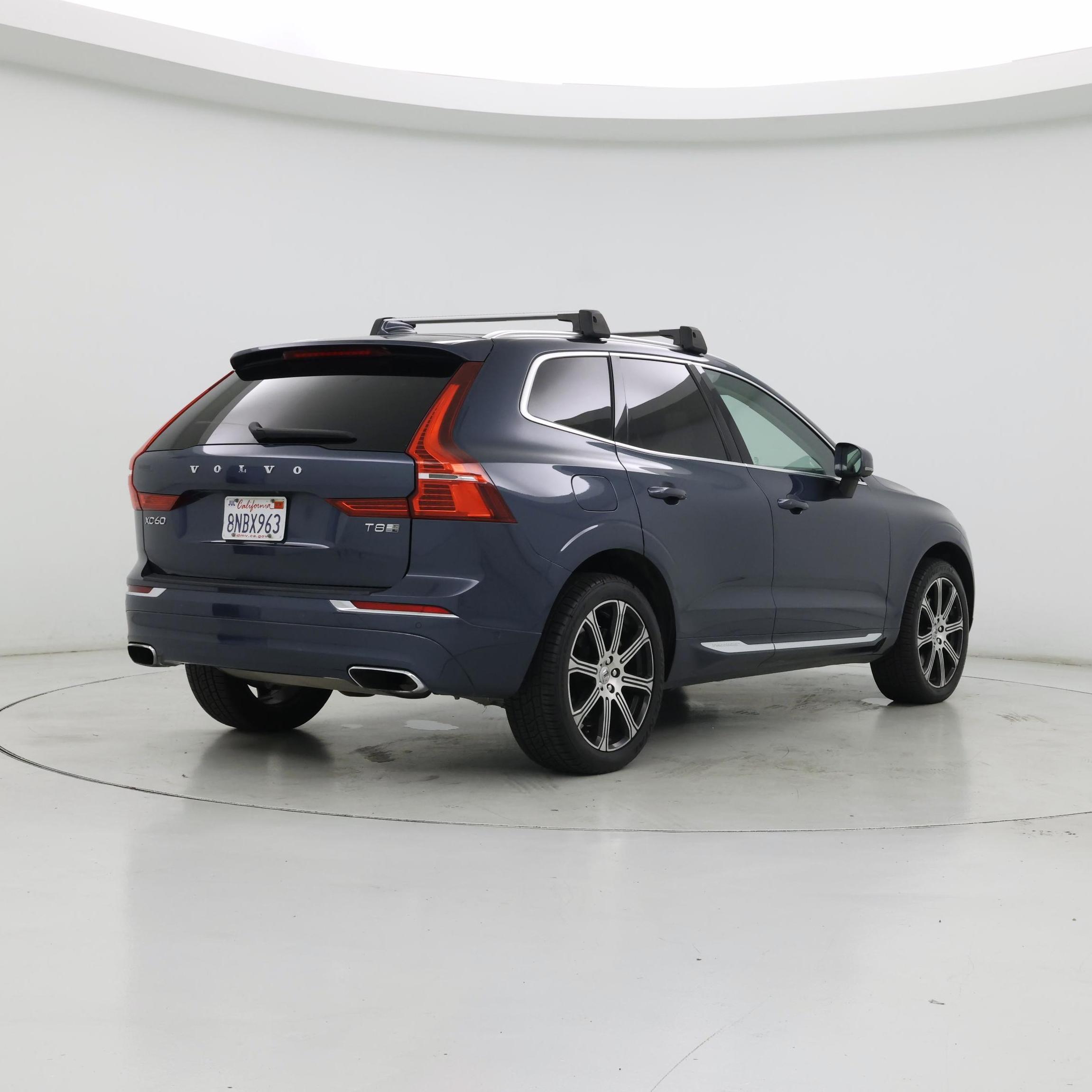 Thumbnail: 2018 Volvo XC60 - 8