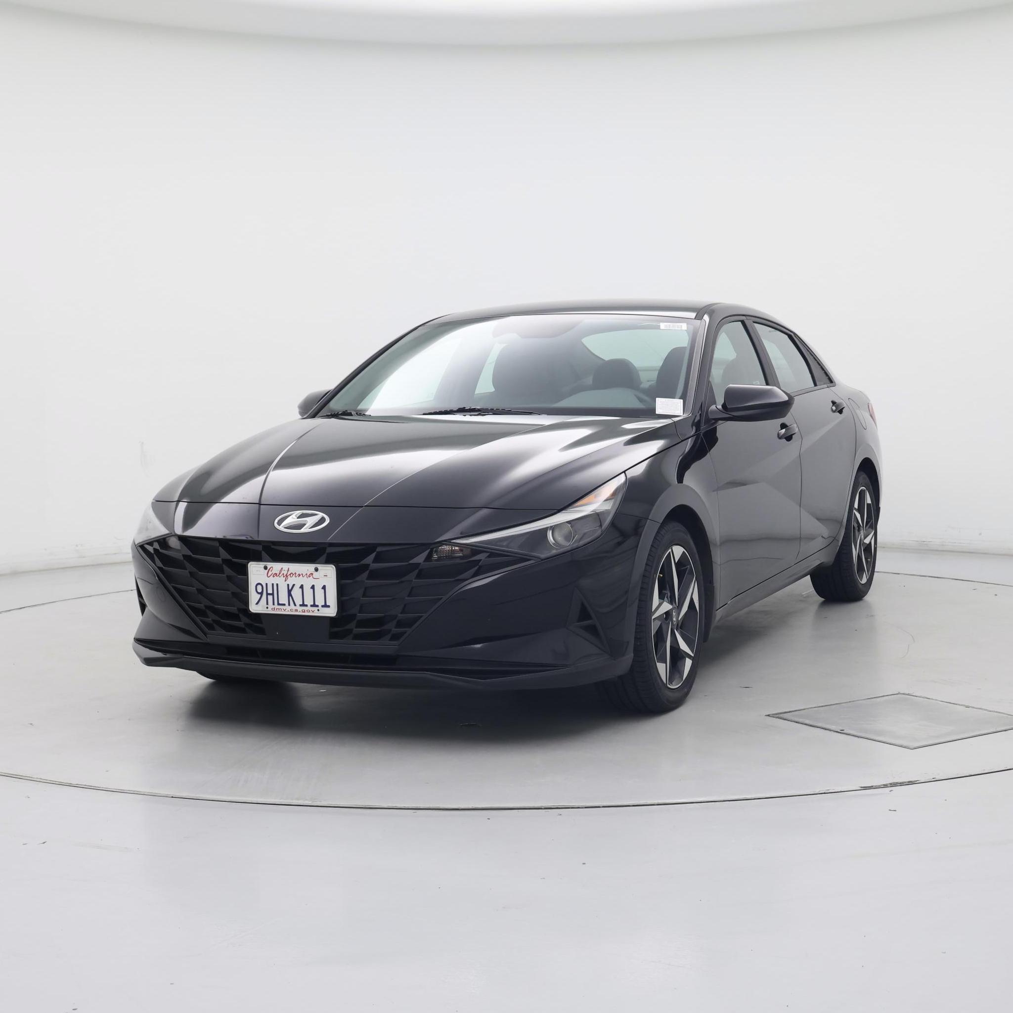 Thumbnail: 2023 Hyundai Elantra - 4