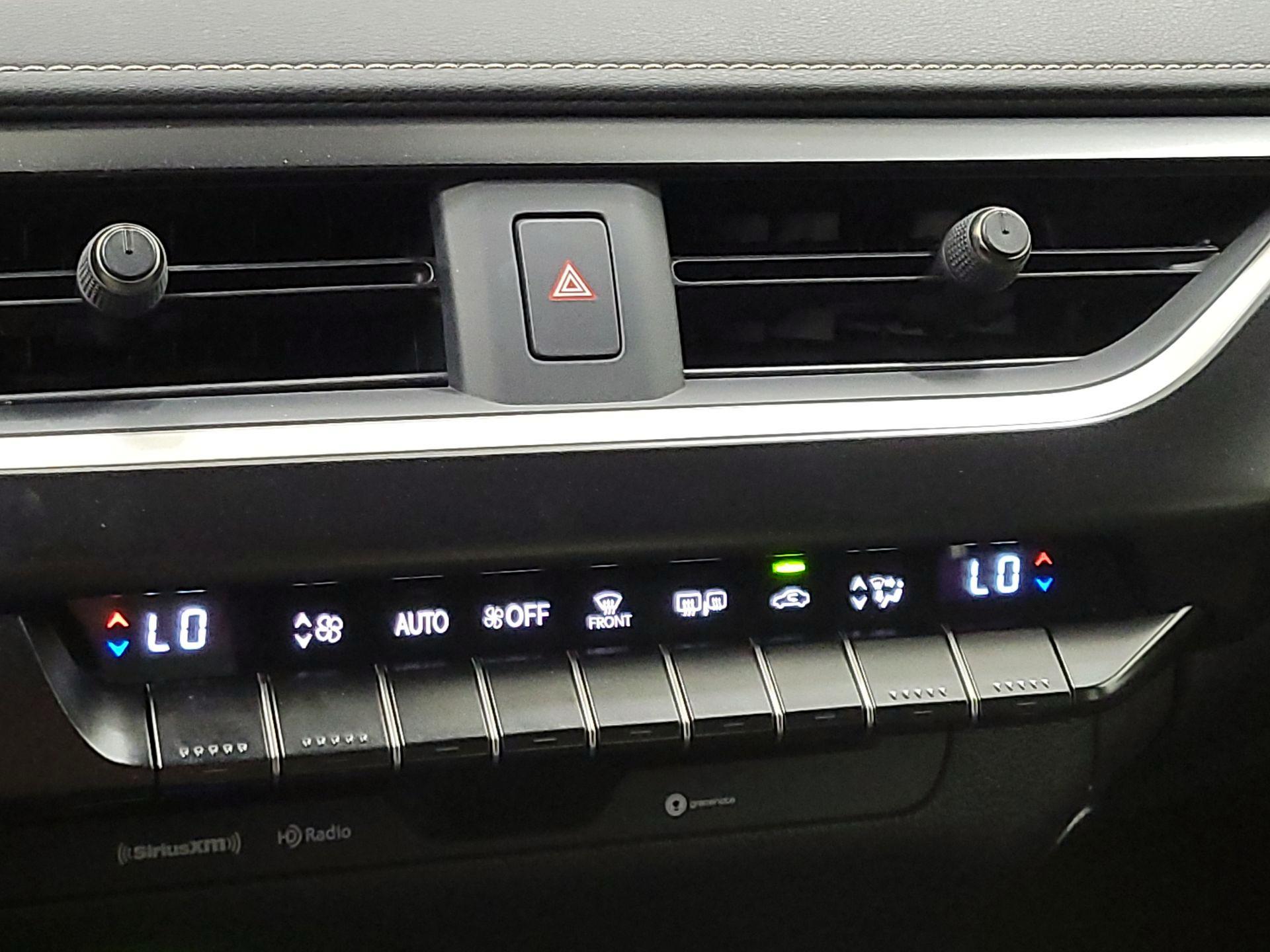 Thumbnail: 2022 Lexus UX - 16