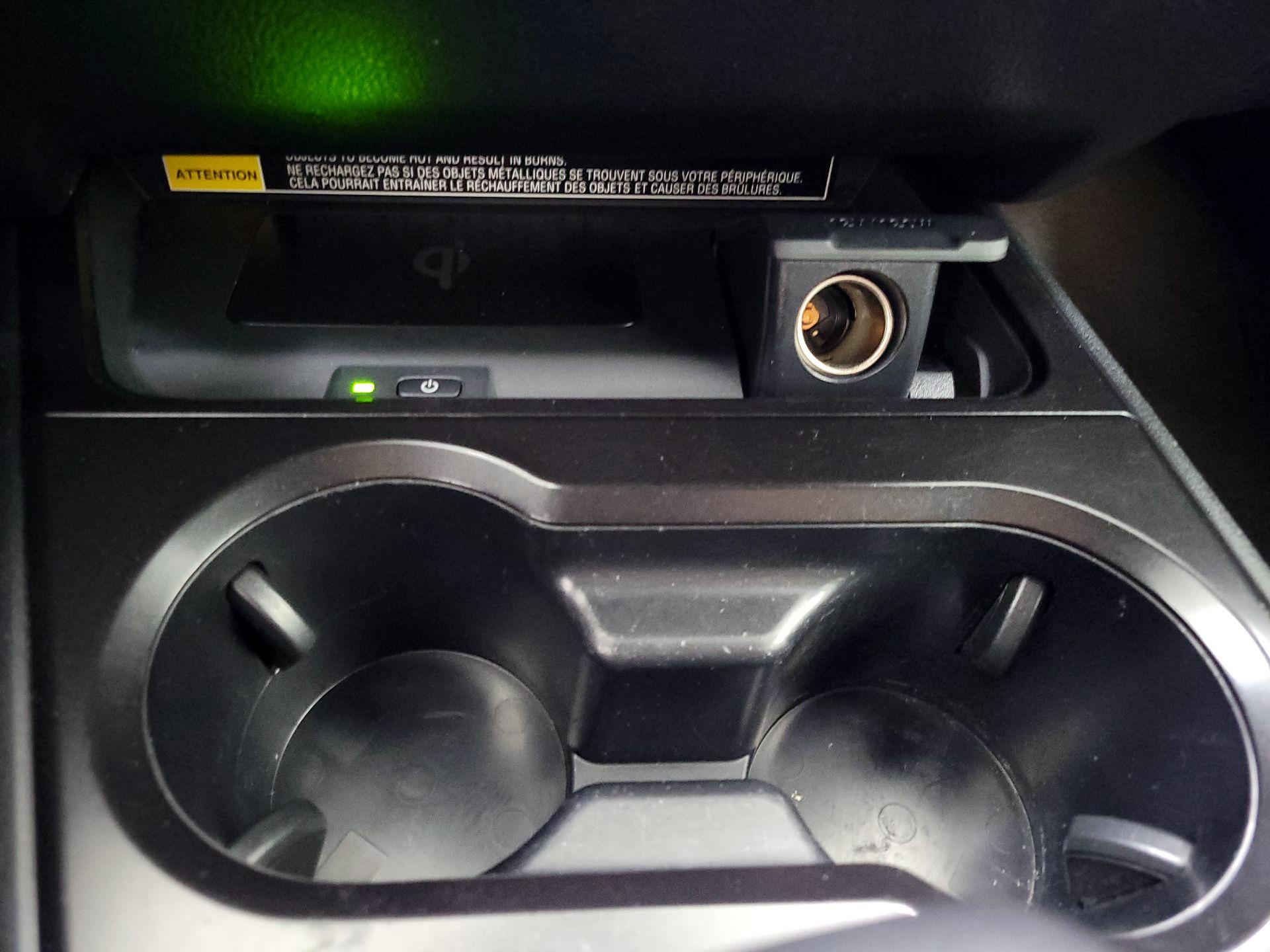 Thumbnail: 2022 Lexus UX - 18