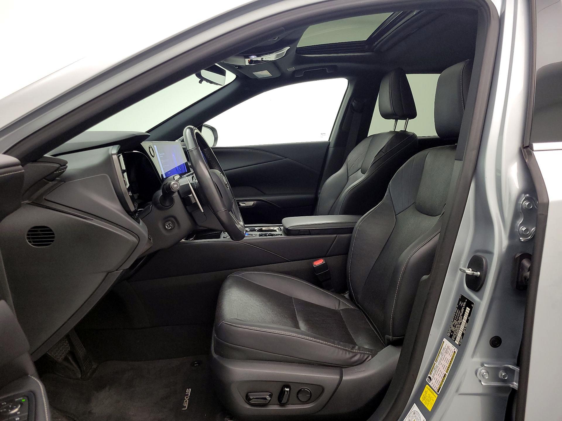 Thumbnail: 2024 Lexus RX - 9