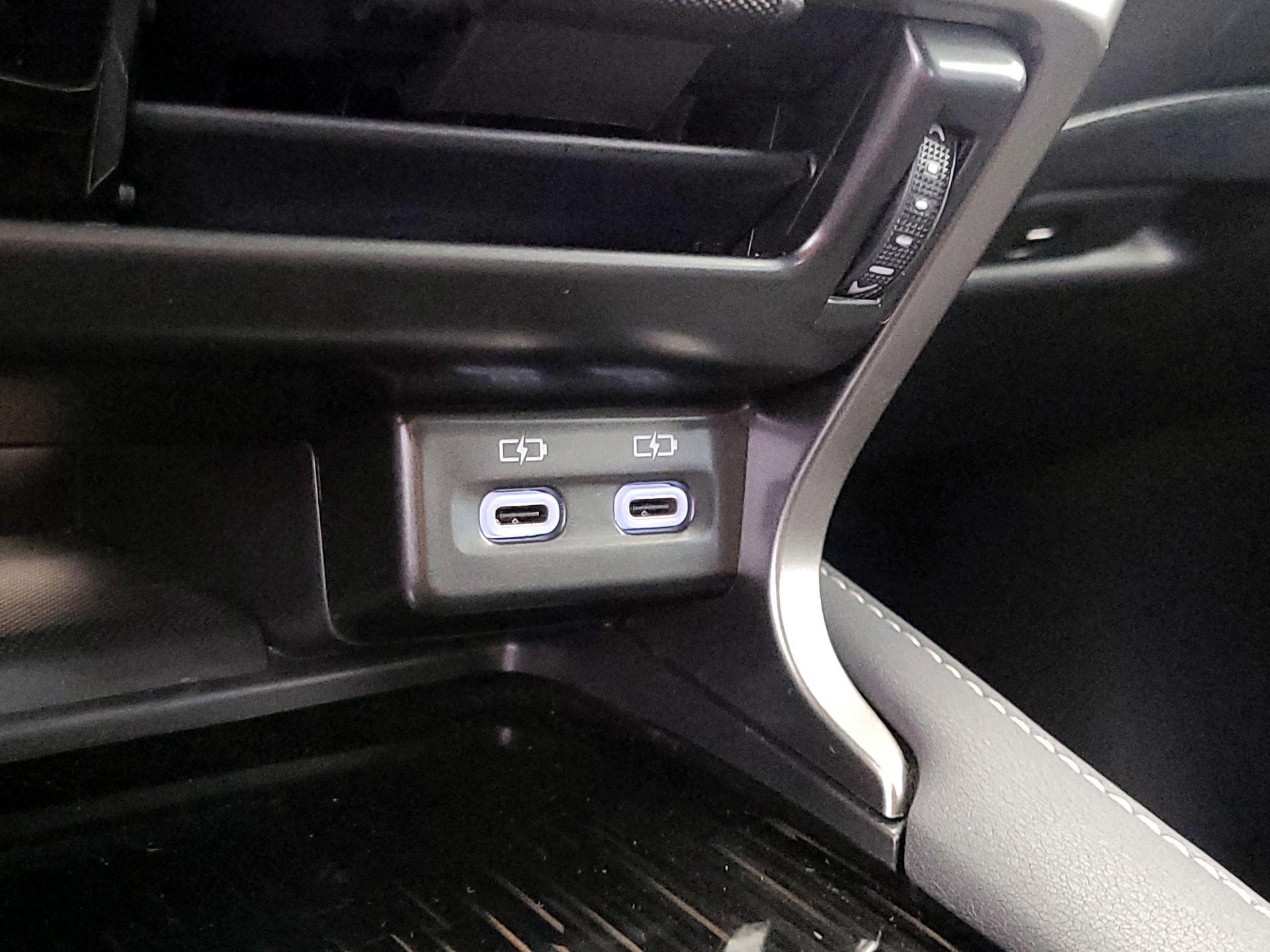 Thumbnail: 2025 Lexus RX - 18