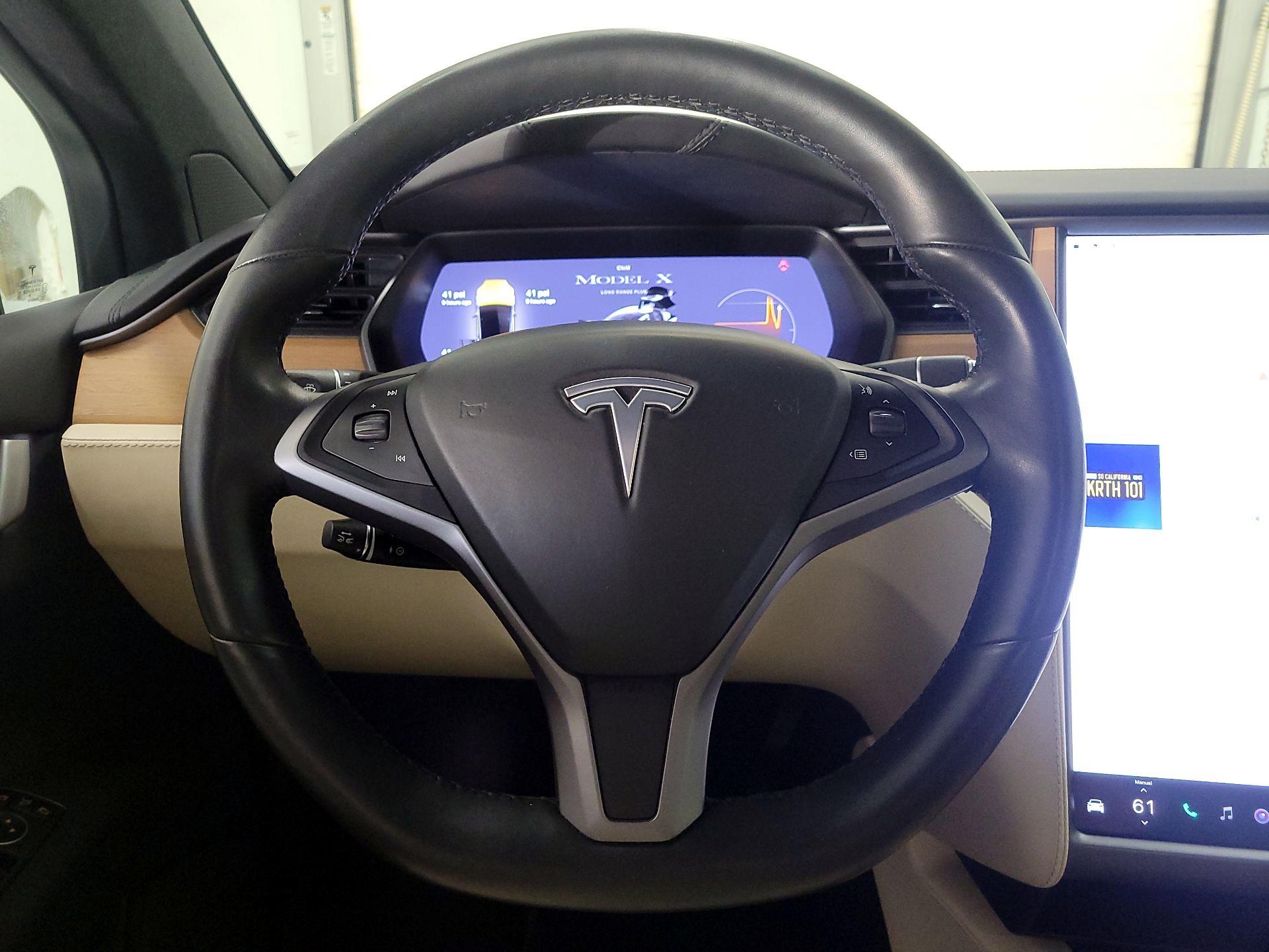 Thumbnail: 2020 Tesla Model X - 10