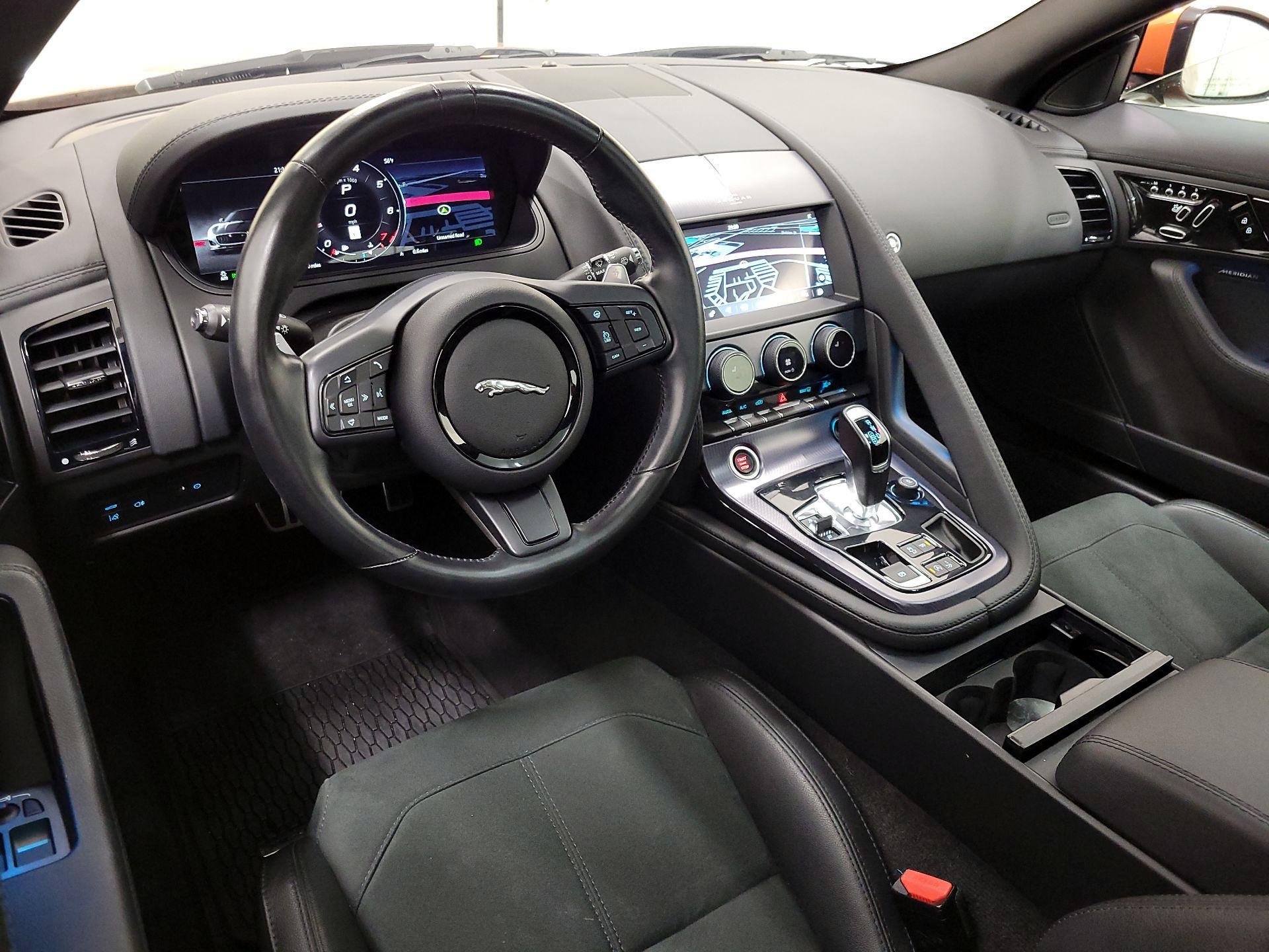 Thumbnail: 2022 Jaguar F-Type - 9